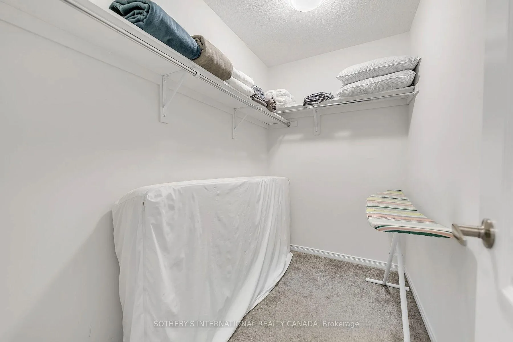 Photo 32 of 238 Dolman Street, Woolwich, Breslau — HOMEH