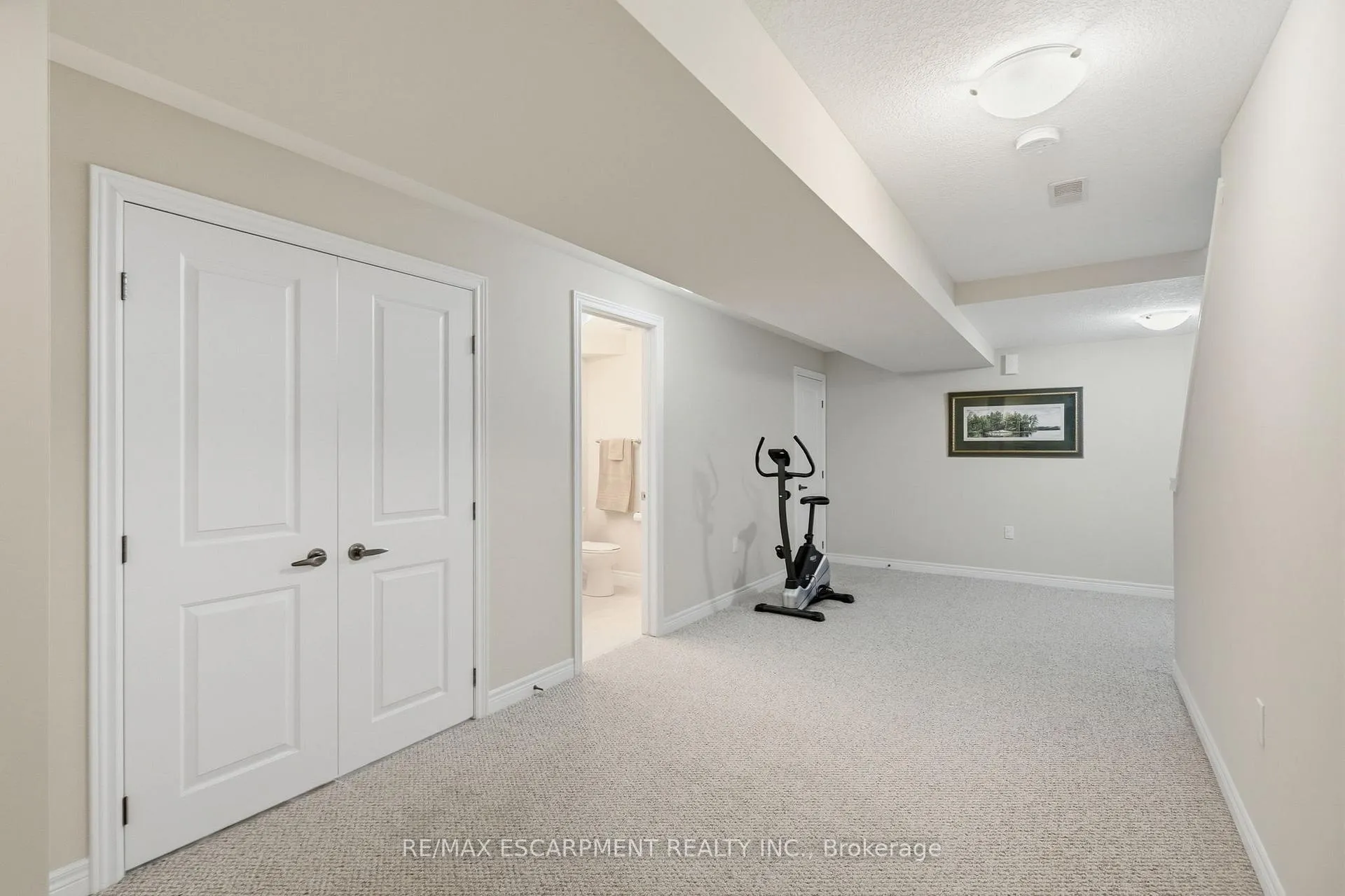 Photo 32 of 3 Ecker Lane, Hamilton, Binbrook — HOMEH