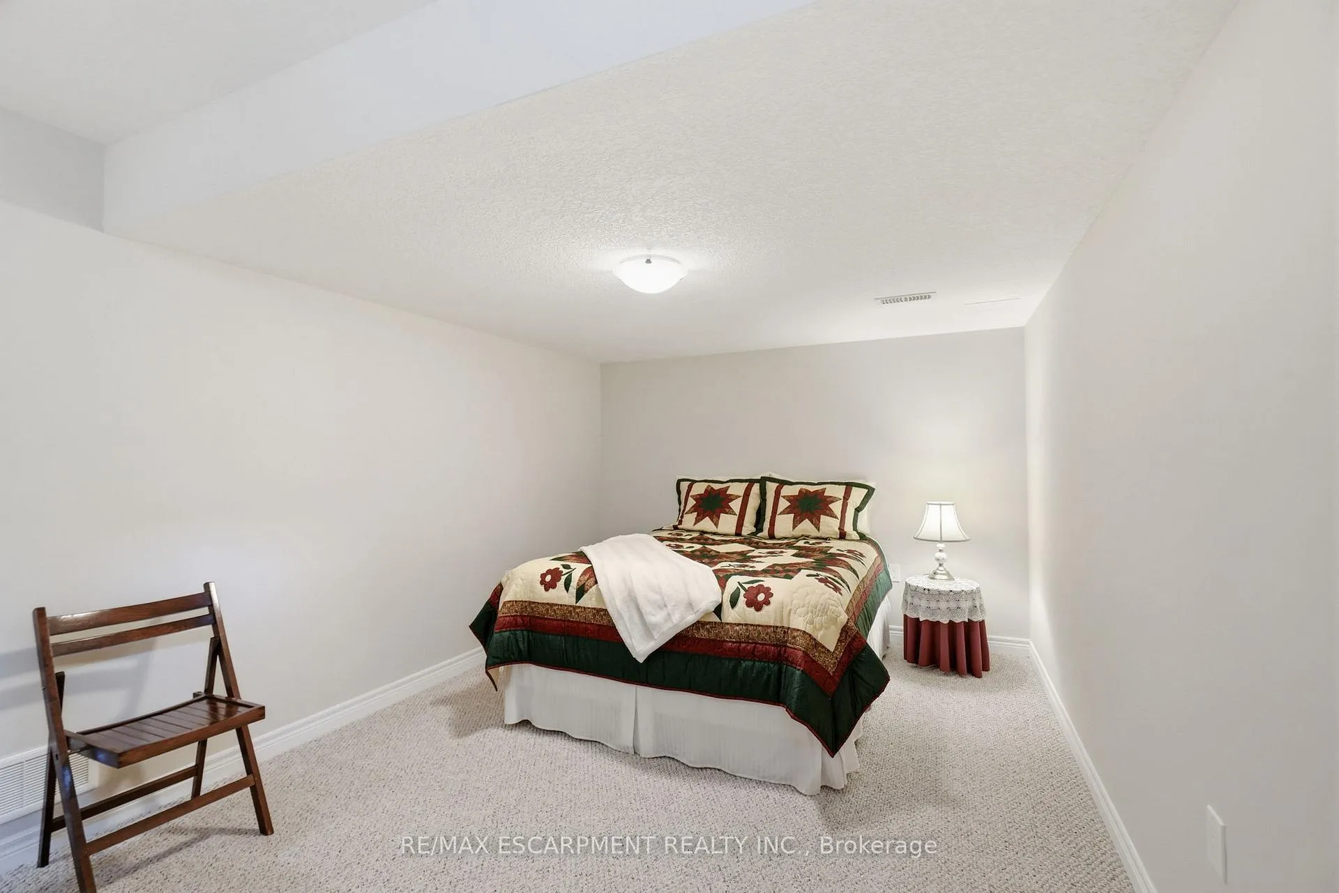 Photo 37 of 3 Ecker Lane, Hamilton, Binbrook — HOMEH