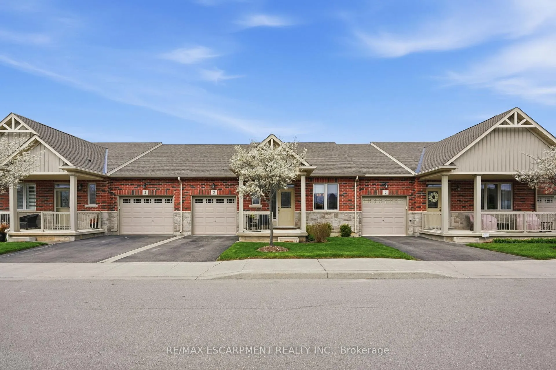 Photo 48 of 3 Ecker Lane, Hamilton, Binbrook — HOMEH
