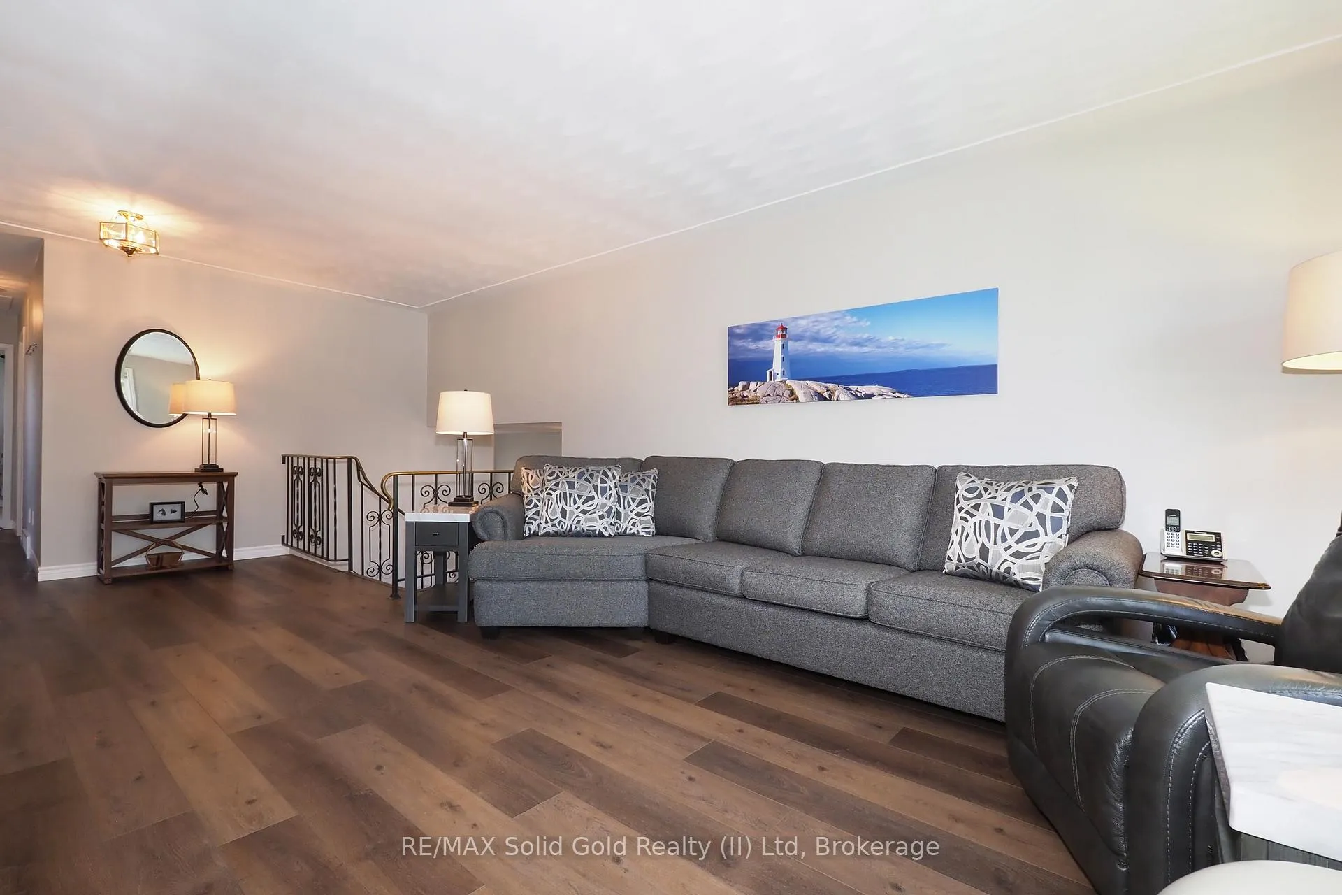 Photo 11 of 35 Reiner Crescent, Wellesley — HOMEH