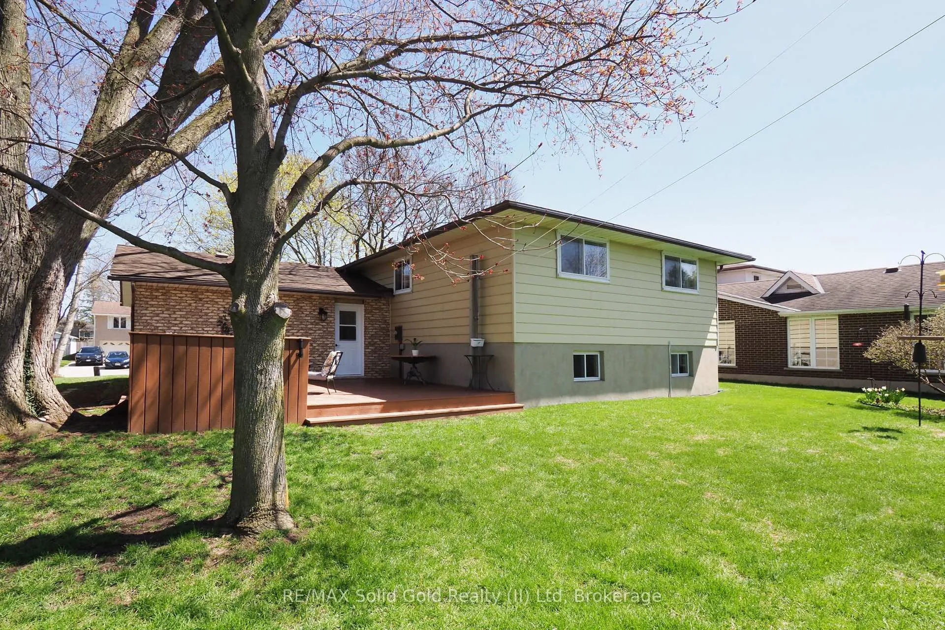 Photo 29 of 35 Reiner Crescent, Wellesley — HOMEH