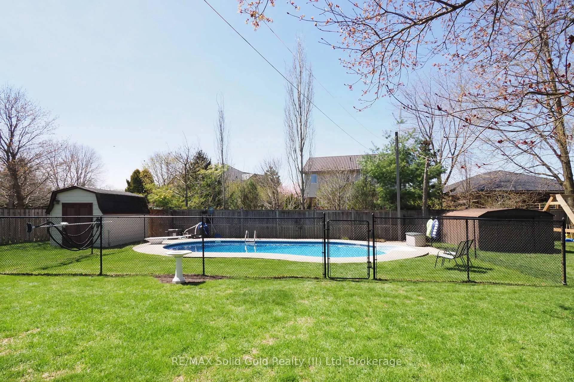 Photo 32 of 35 Reiner Crescent, Wellesley — HOMEH