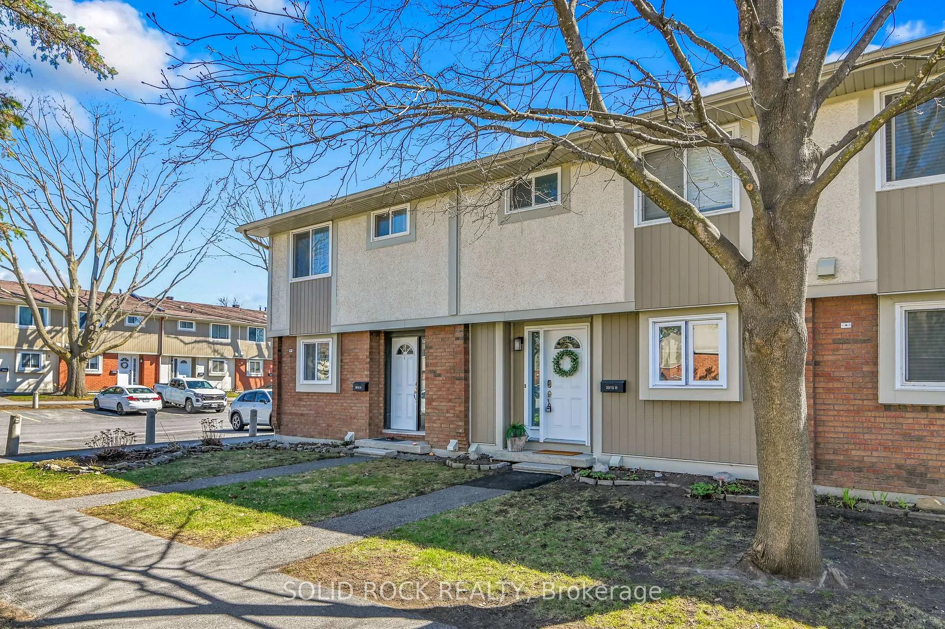 Photo 3 of Unit 137, 3915B Old Richmond Road, Ottawa, Arbeatha Park — HOMEH