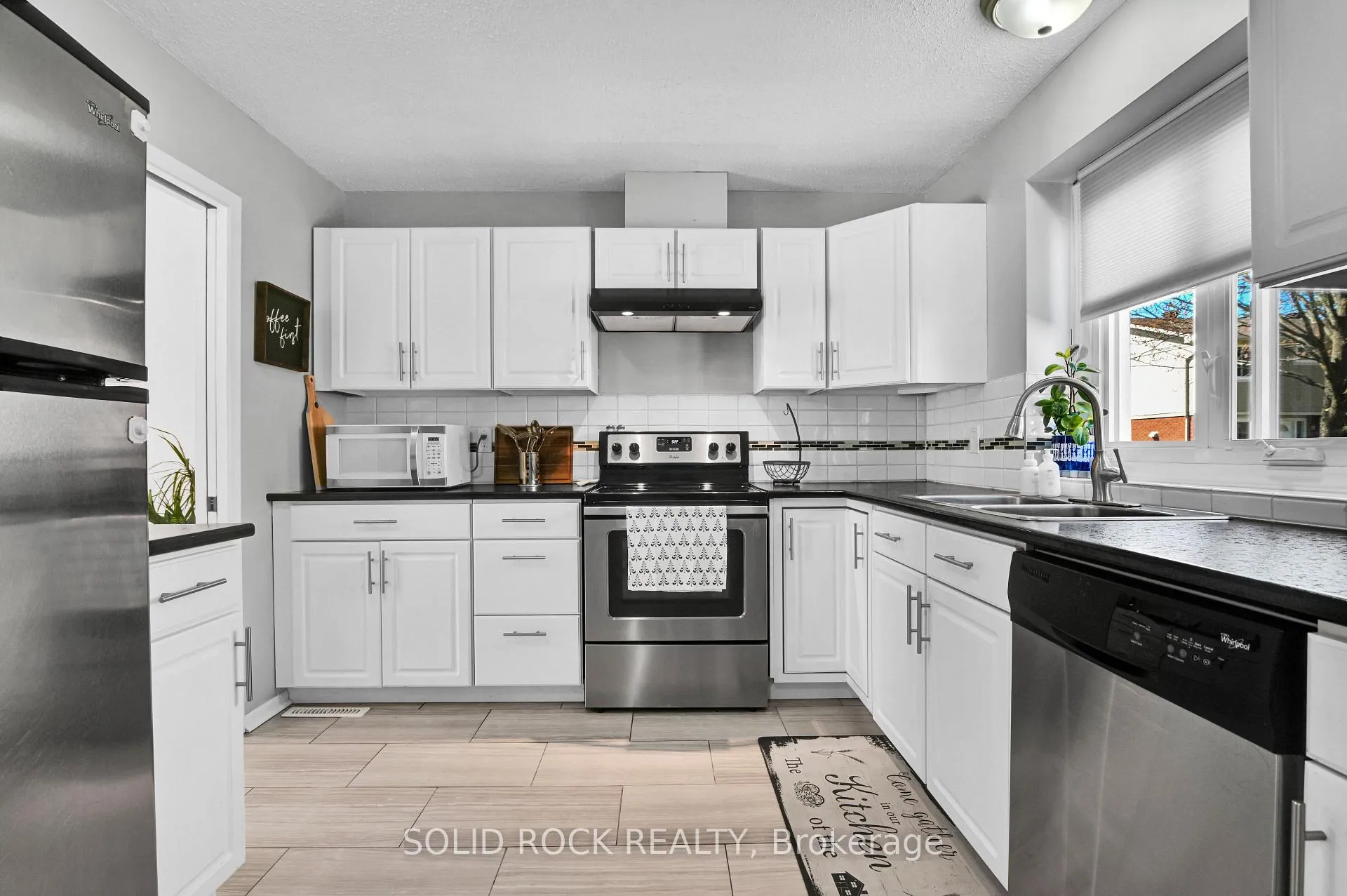 Photo 6 of Unit 137, 3915B Old Richmond Road, Ottawa, Arbeatha Park — HOMEH