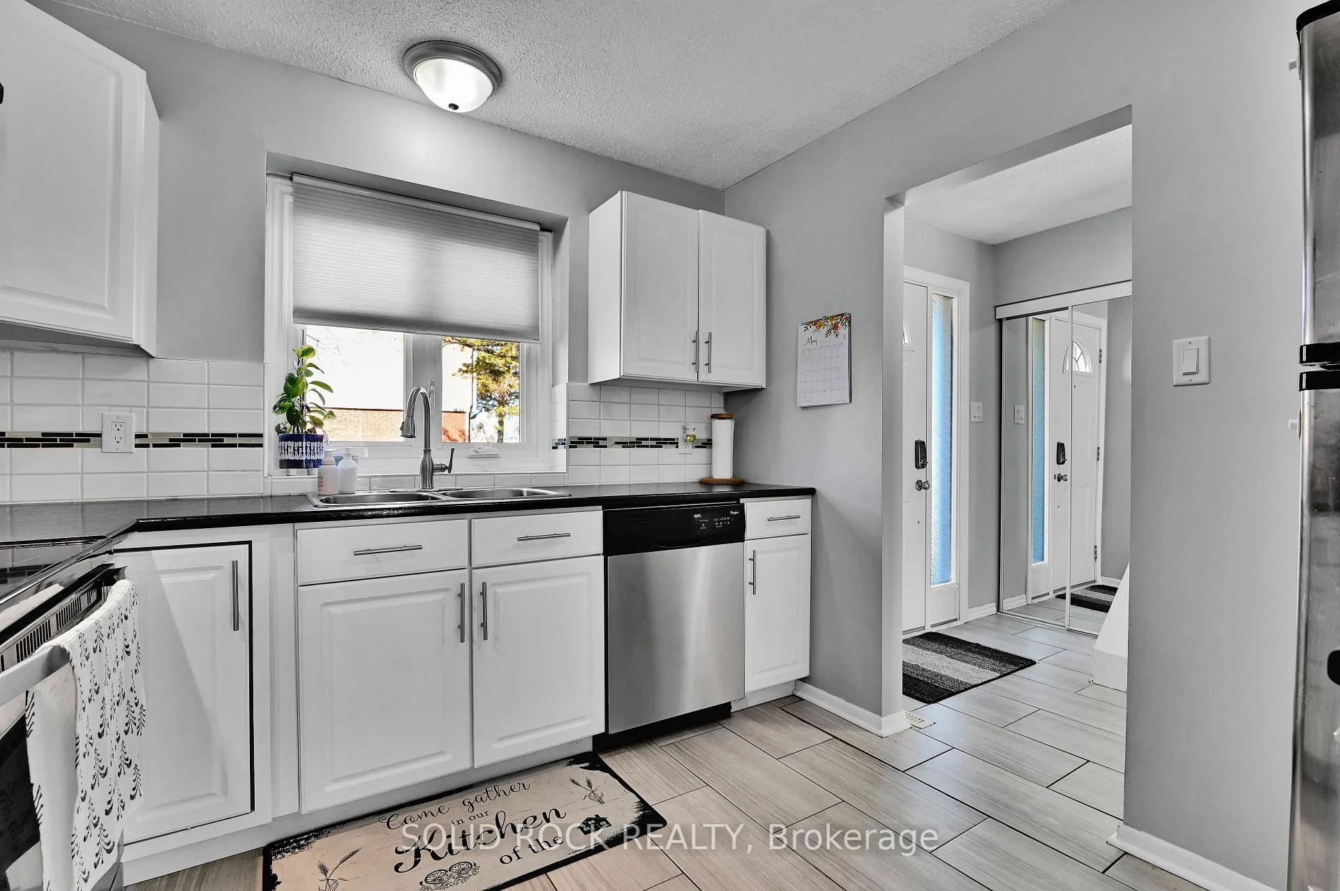 Photo 7 of Unit 137, 3915B Old Richmond Road, Ottawa, Arbeatha Park — HOMEH
