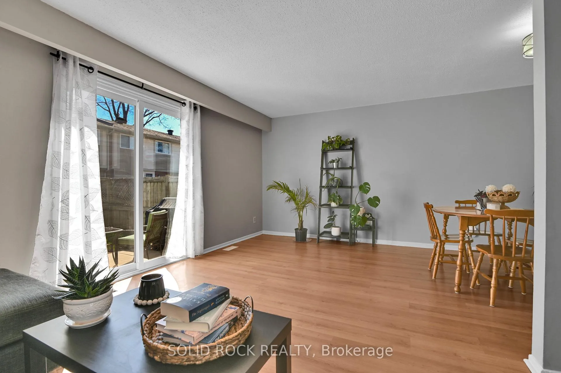 Photo 13 of Unit 137, 3915B Old Richmond Road, Ottawa, Arbeatha Park — HOMEH