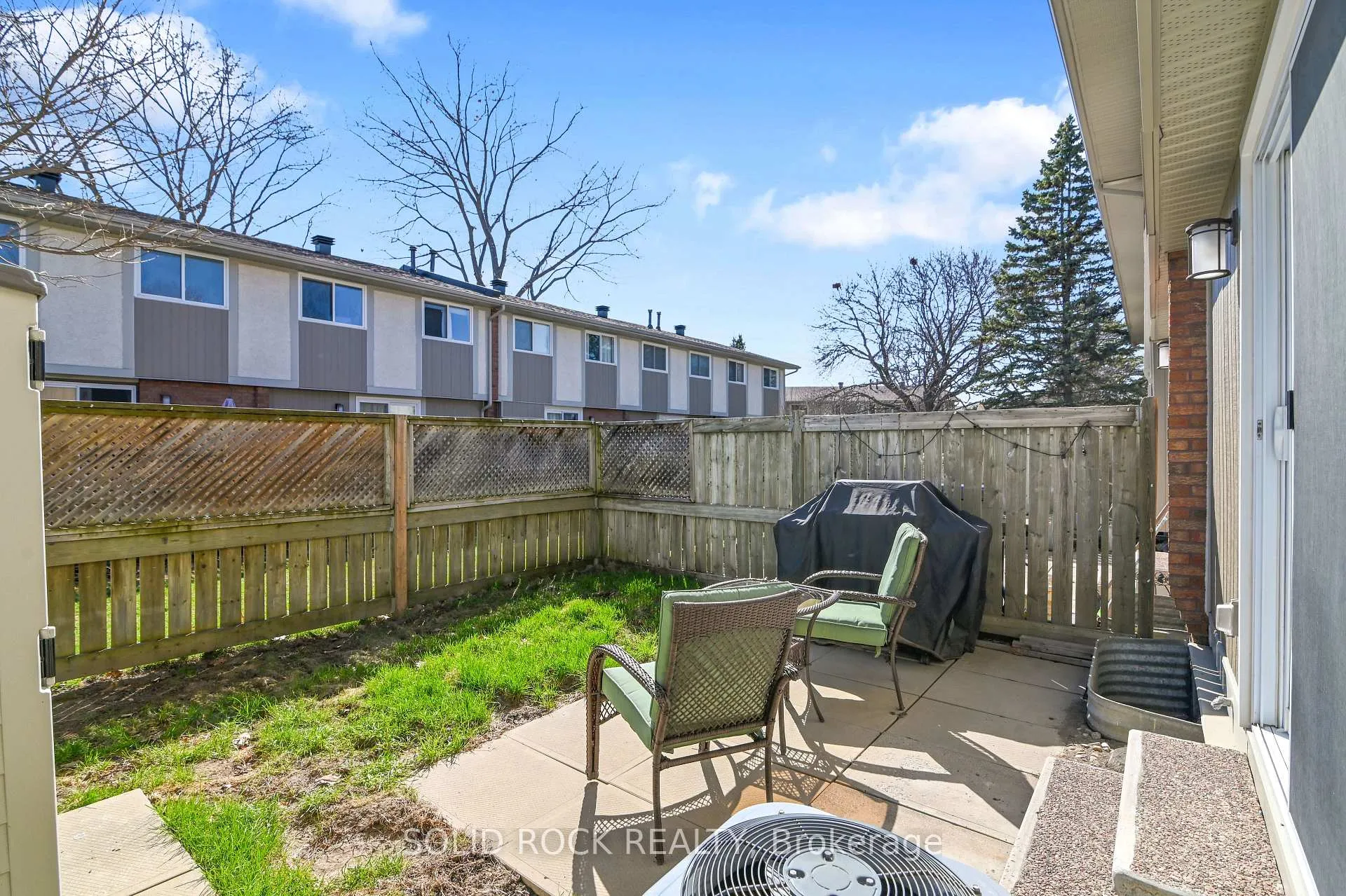 Photo 33 of Unit 137, 3915B Old Richmond Road, Ottawa, Arbeatha Park — HOMEH