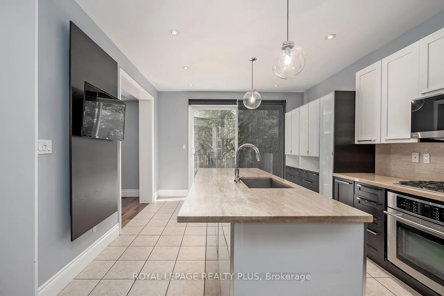 Photo 14 of 329 Tonelli Lane, Milton, Harrison — HOMEH