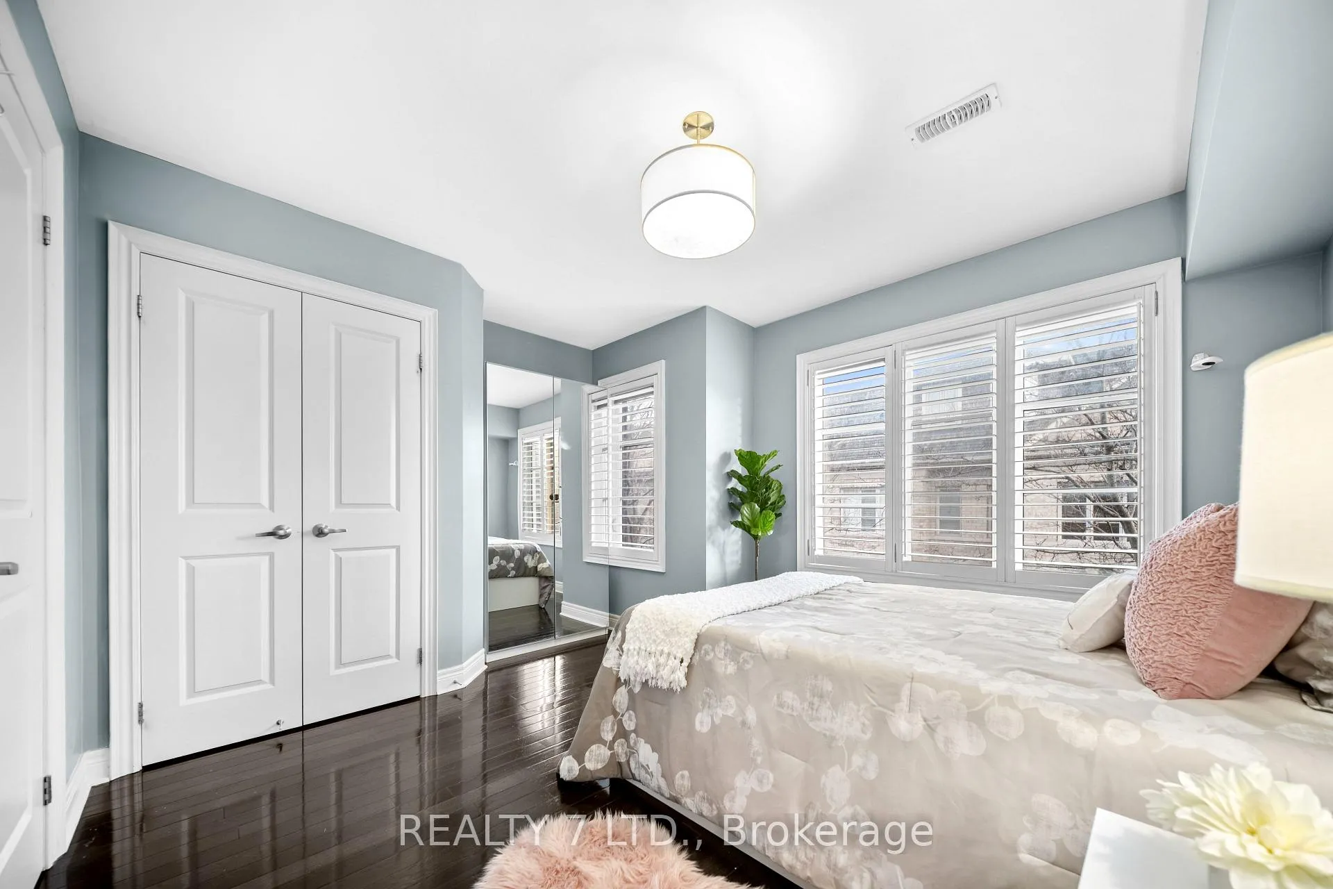 Photo 18 of 44 Furrow Lane, Etobicoke, Islington-City Centre West — HOMEH