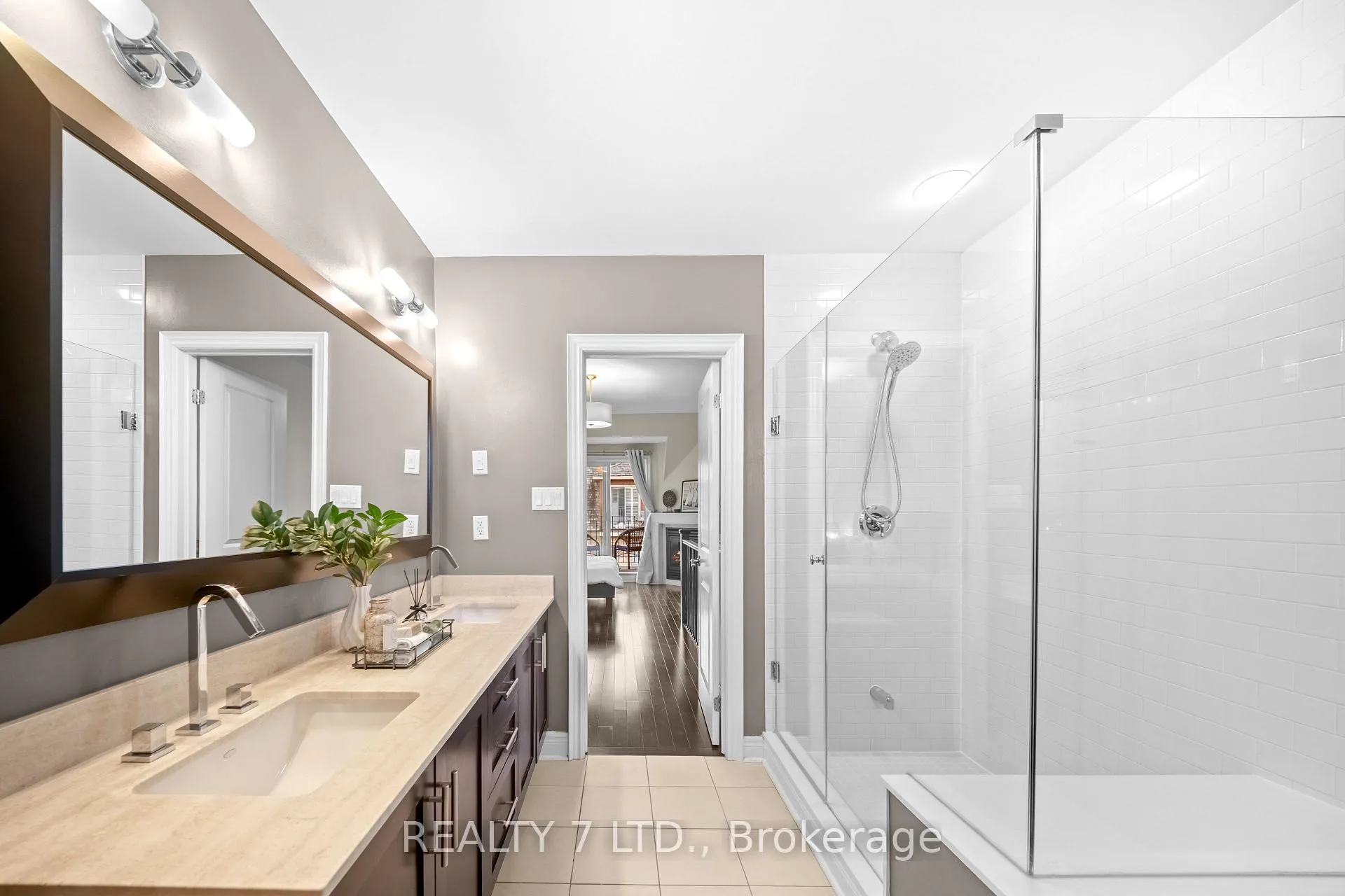 Photo 40 of 44 Furrow Lane, Etobicoke, Islington-City Centre West — HOMEH