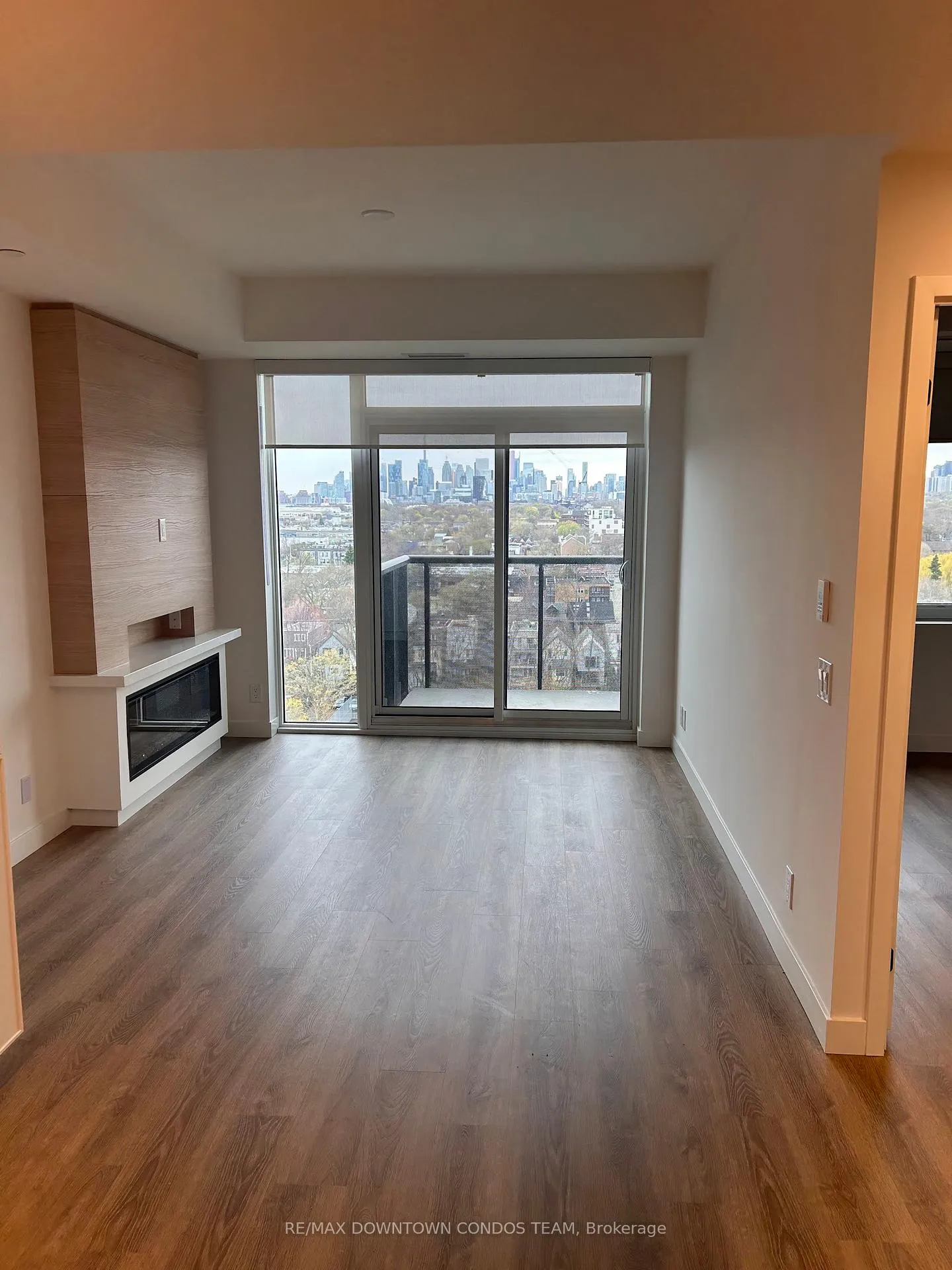 Photo 7 of Unit 1110, 1050 Eastern Avenue, Toronto, Greenwood-Coxwell — HOMEH
