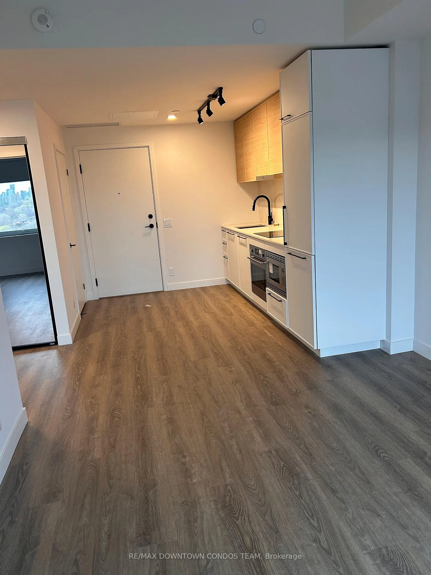 Photo 10 of Unit 1110, 1050 Eastern Avenue, Toronto, Greenwood-Coxwell — HOMEH