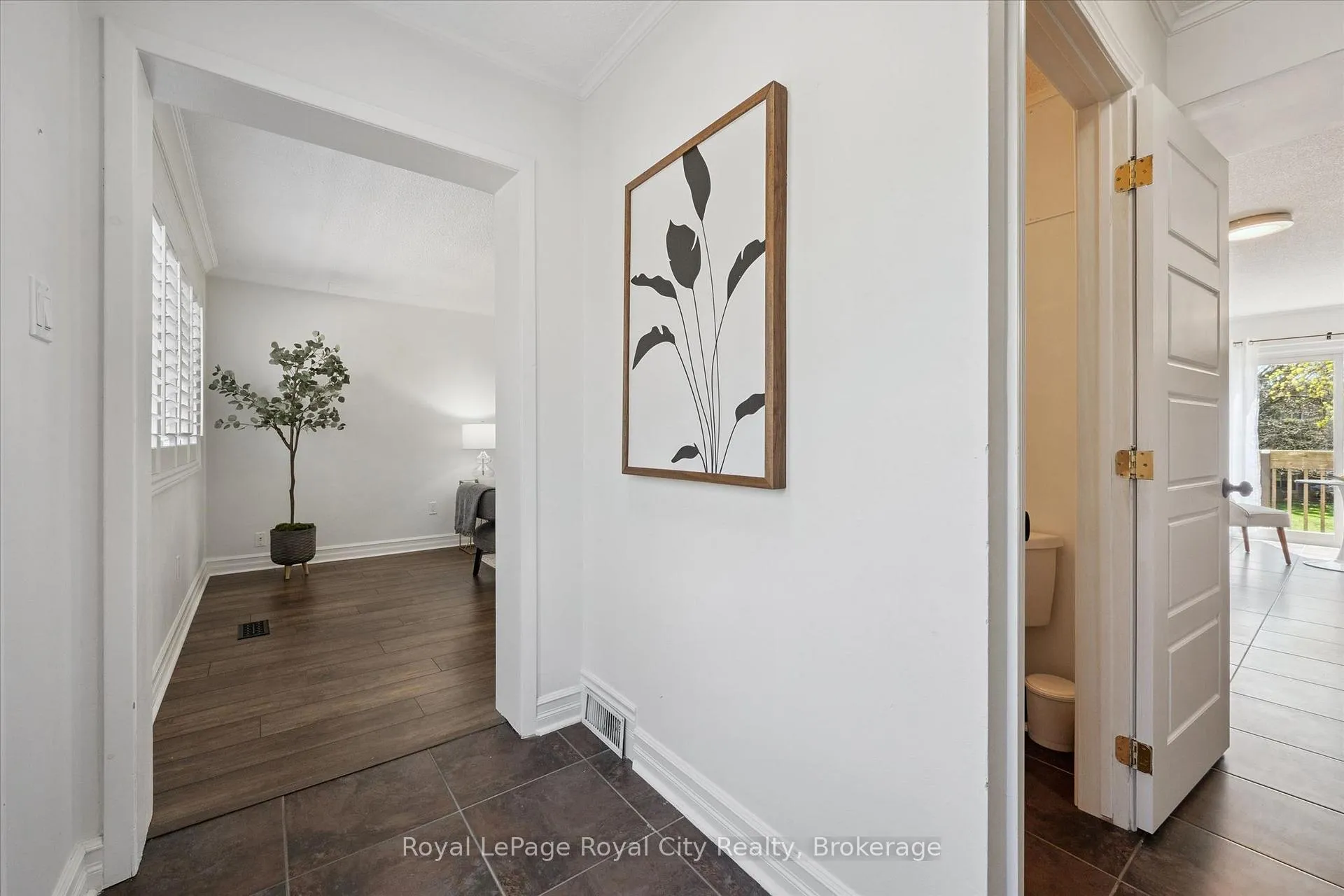 Photo 4 of Unit 21, 295 Water Street, Guelph, Dovercliffe Park/Old University — HOMEH