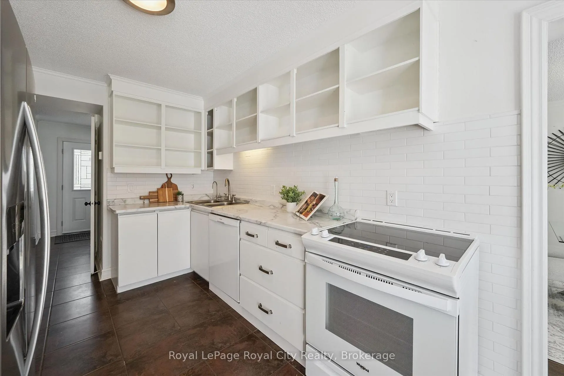 Photo 10 of Unit 21, 295 Water Street, Guelph, Dovercliffe Park/Old University — HOMEH