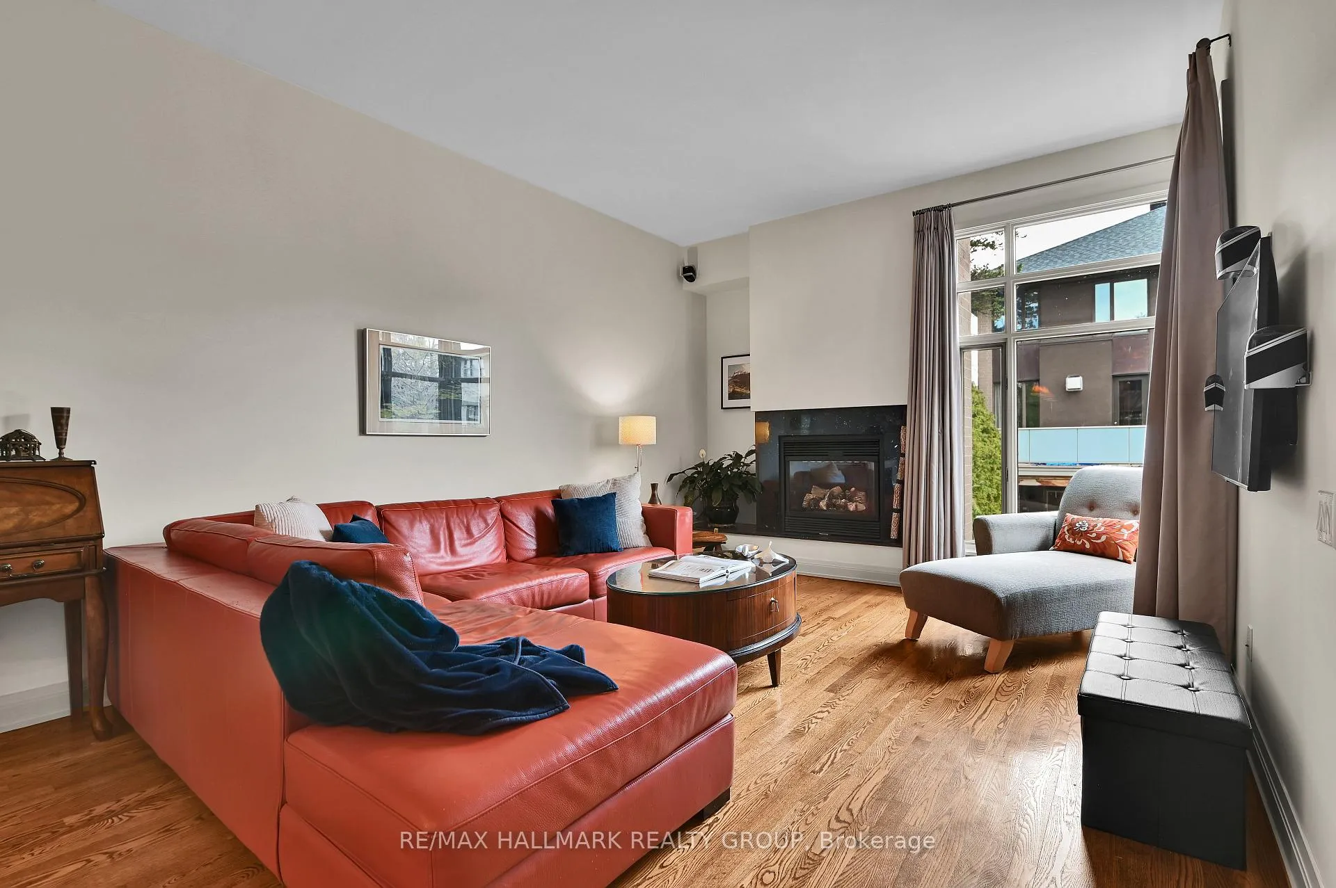 Photo 11 of 481 Melbourne Avenue, Ottawa, McKellar/Highland — HOMEH