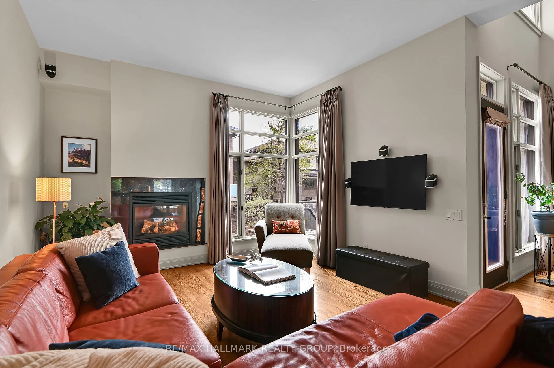 Photo 12 of 481 Melbourne Avenue, Ottawa, McKellar/Highland — HOMEH