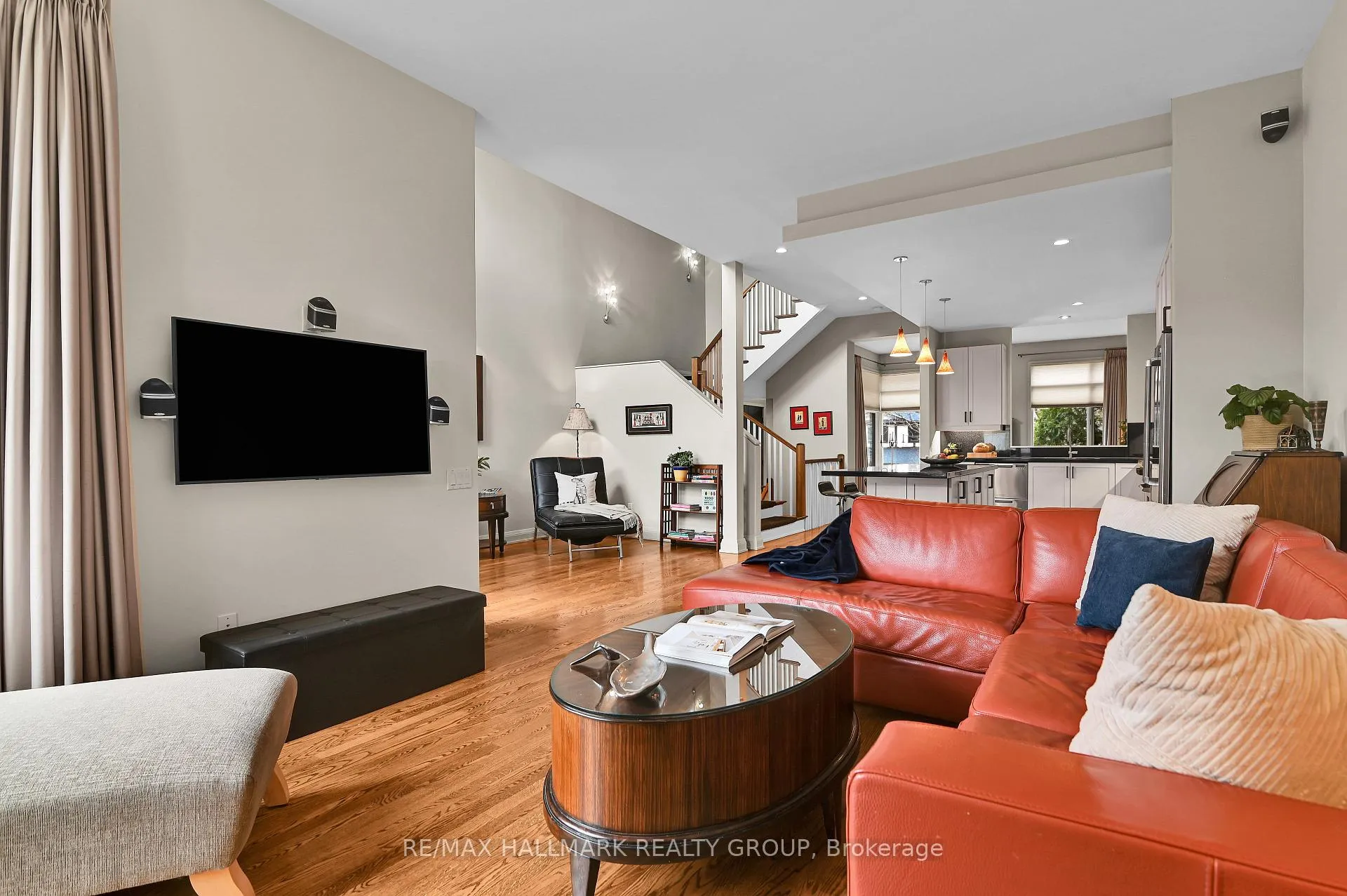 Photo 13 of 481 Melbourne Avenue, Ottawa, McKellar/Highland — HOMEH