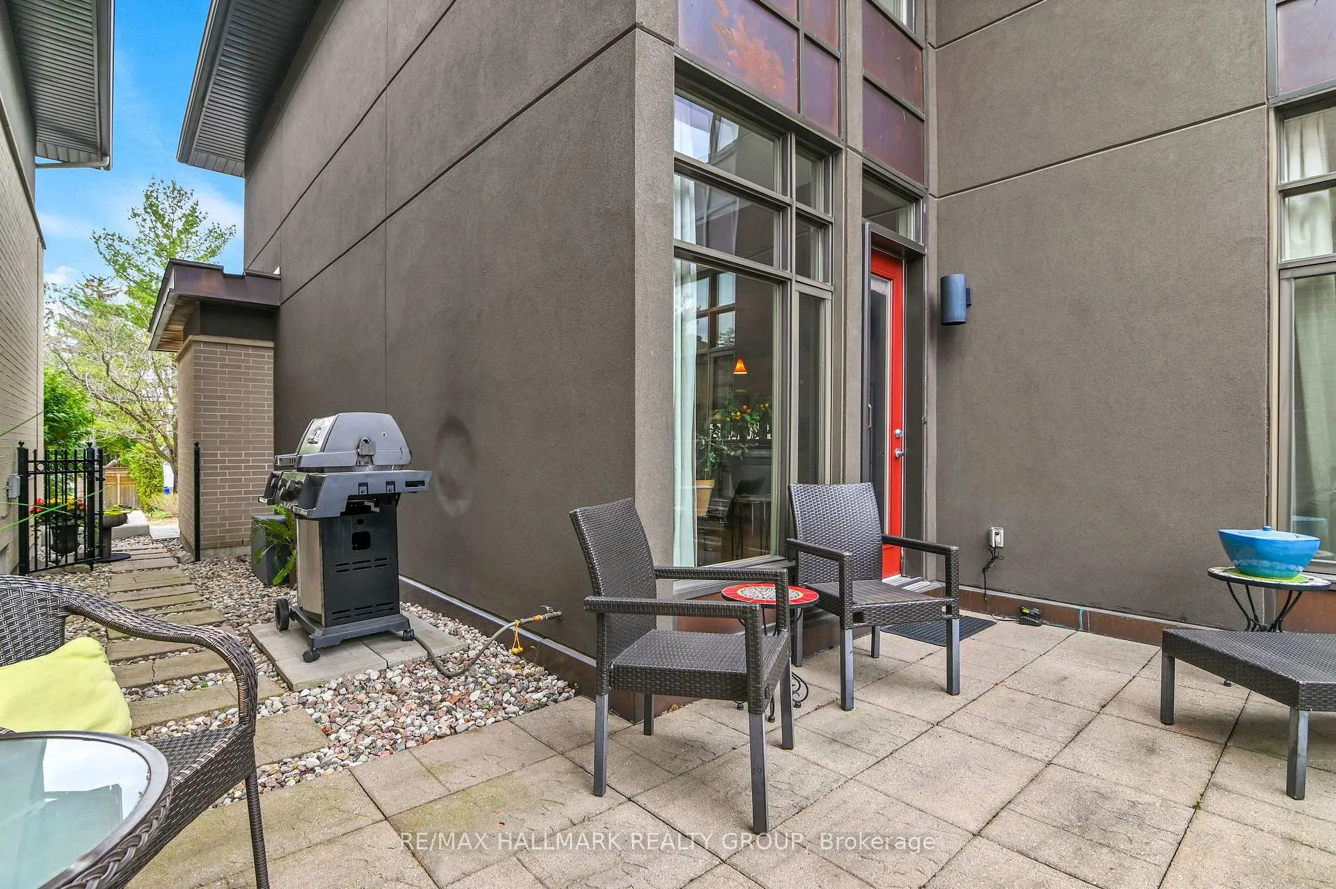 Photo 32 of 481 Melbourne Avenue, Ottawa, McKellar/Highland — HOMEH