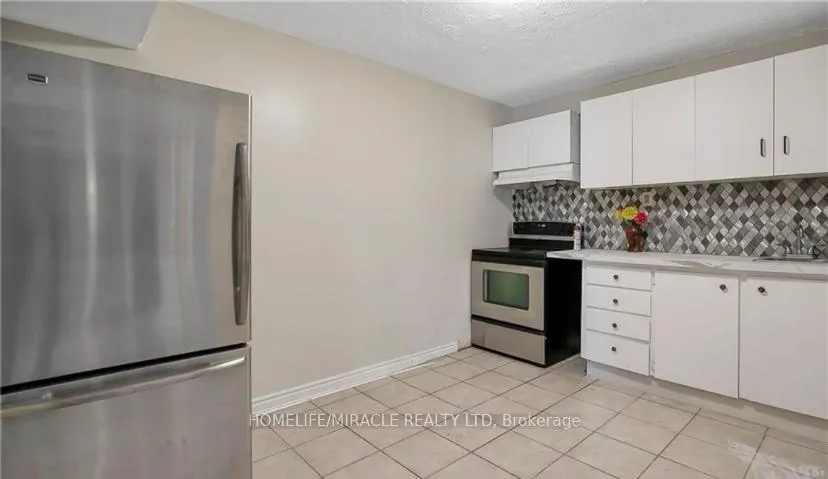 Photo 4 of 1430 Upper Gage Avenue, Hamilton, Eleanor — HOMEH