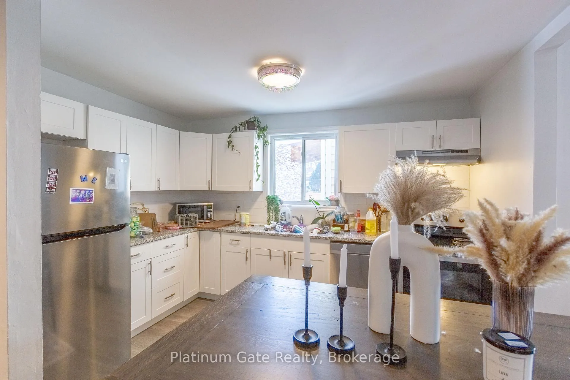Photo 5 of 1040 Gladstone Avenue, Windsor — HOMEH