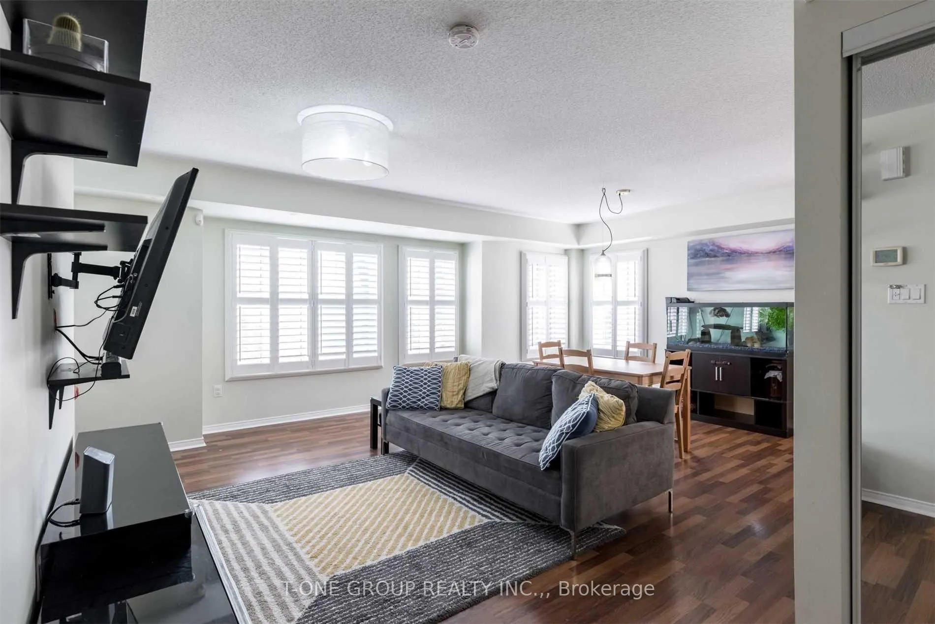 Photo 4 of Unit Th 266, 316 John Street, Markham, Aileen-Willowbrook — HOMEH
