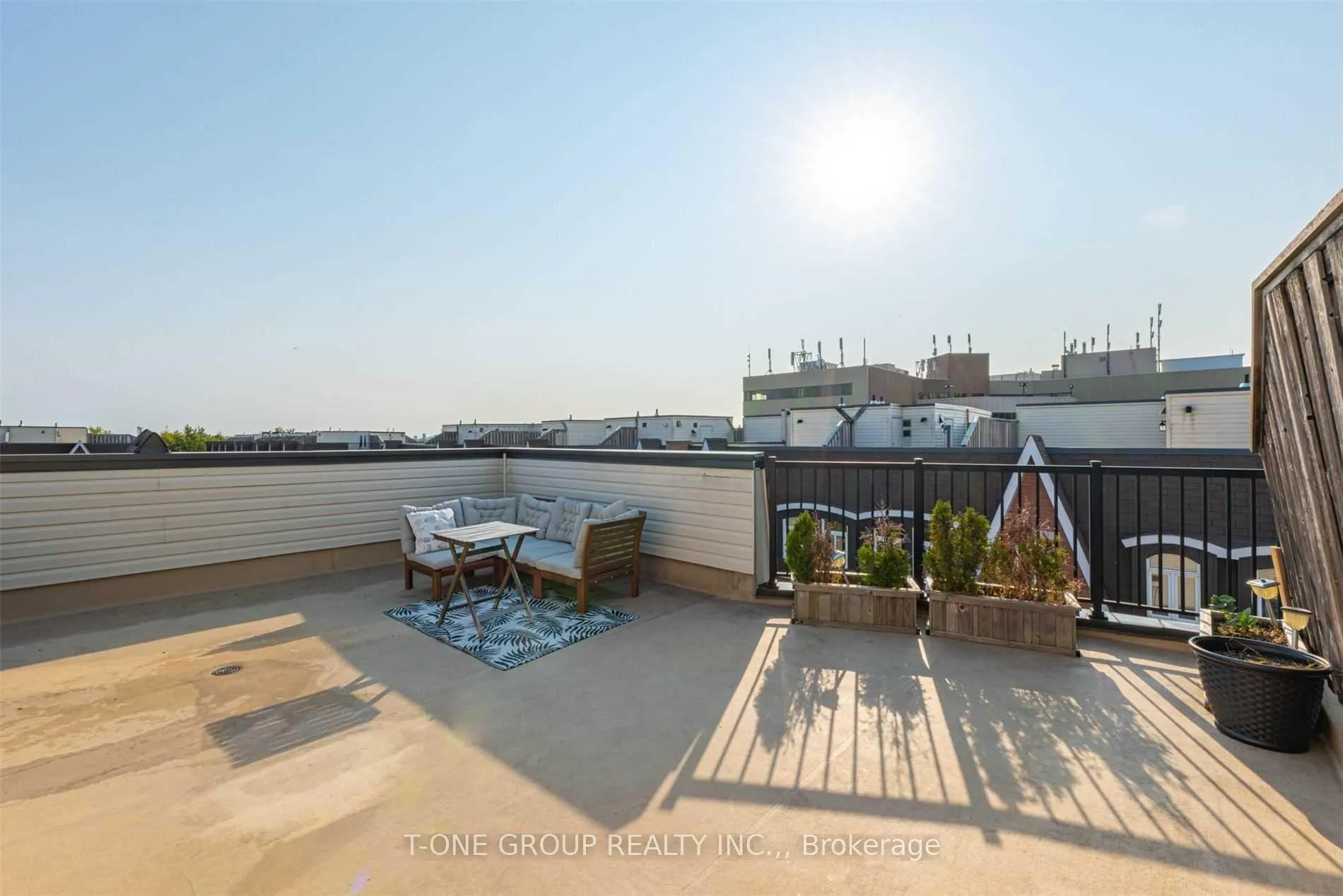 Photo 11 of Unit Th 266, 316 John Street, Markham, Aileen-Willowbrook — HOMEH