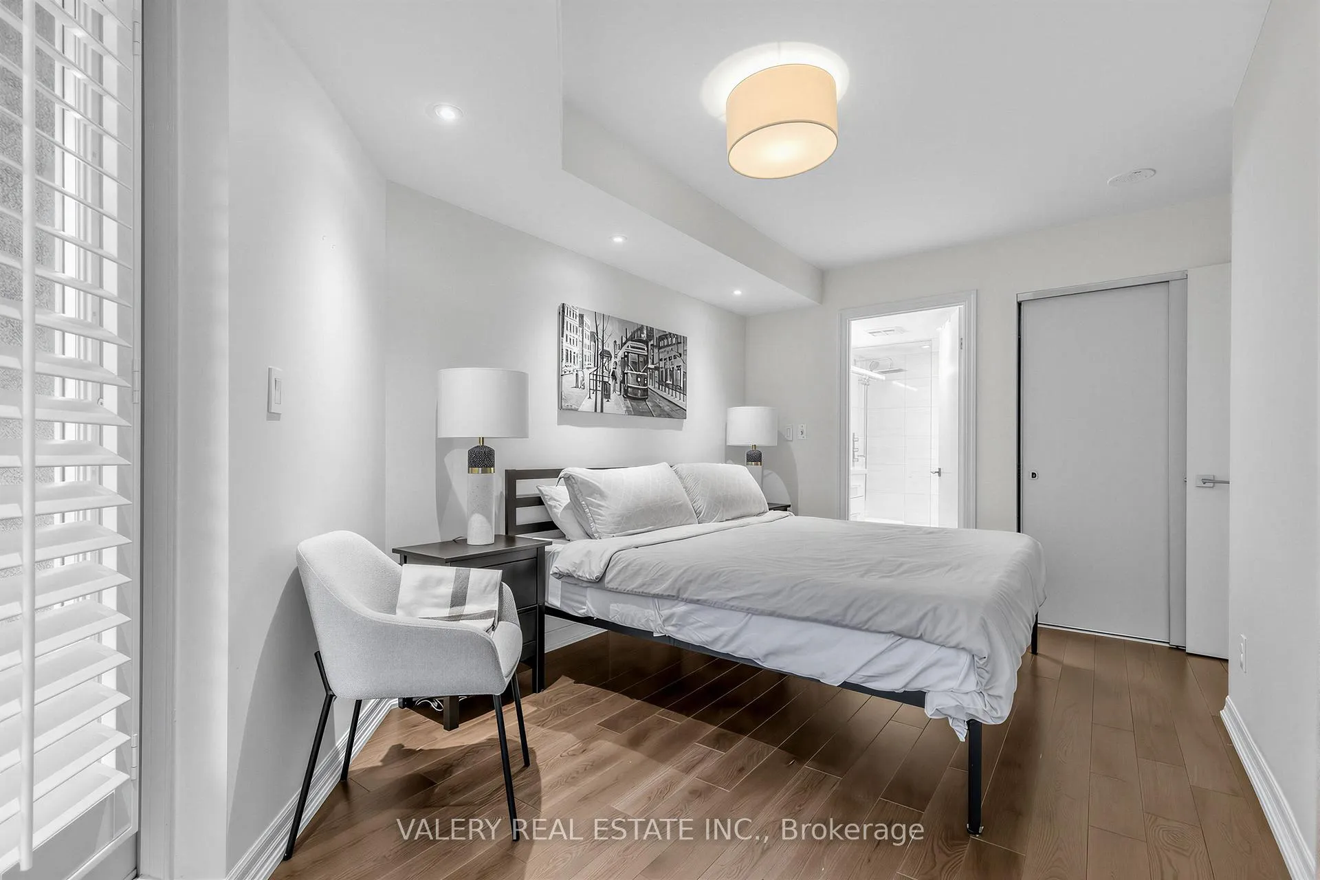 Photo 11 of Unit 1009, 300 Bloor Street E, Toronto, Rosedale-Moore Park — HOMEH