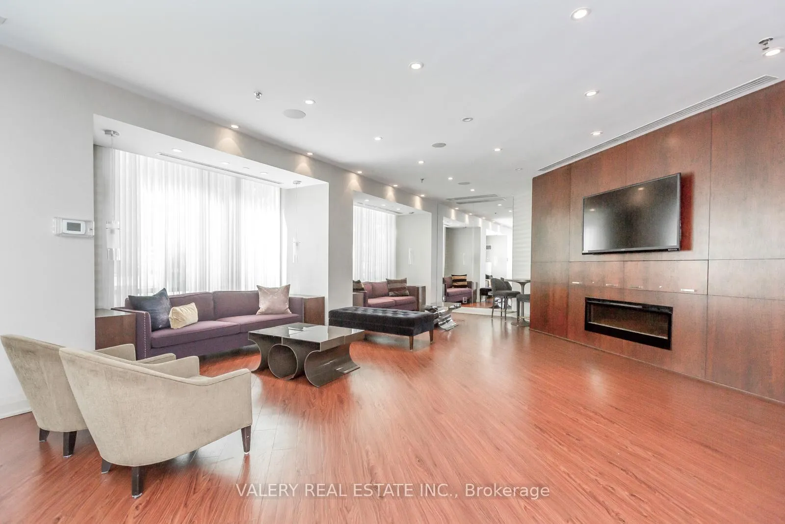 Photo 24 of Unit 1009, 300 Bloor Street E, Toronto, Rosedale-Moore Park — HOMEH