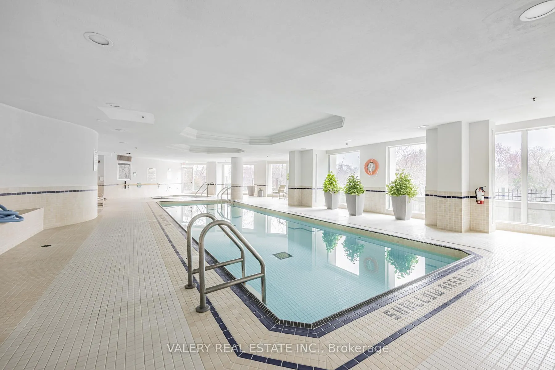 Photo 27 of Unit 1009, 300 Bloor Street E, Toronto, Rosedale-Moore Park — HOMEH