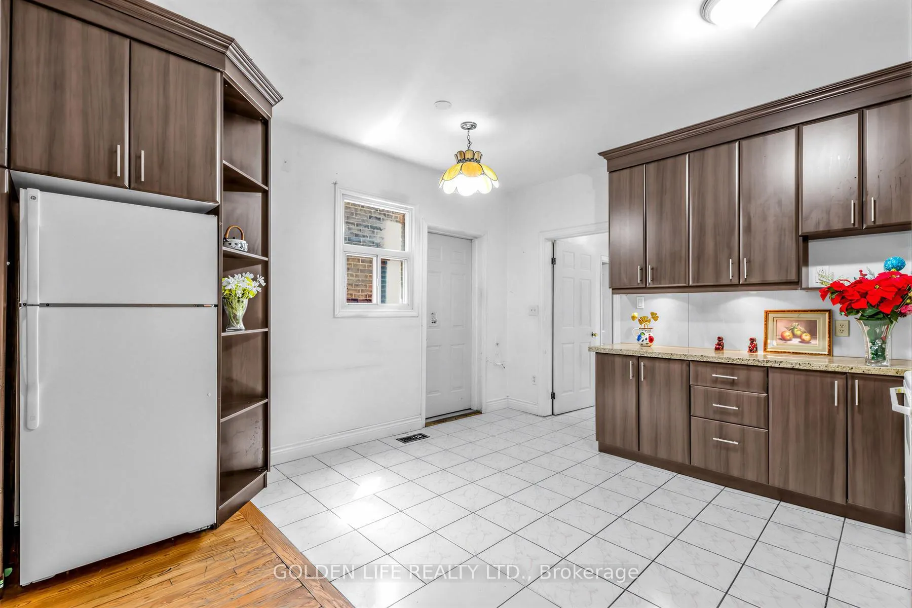 Photo 10 of 128 Galt Avenue, Toronto, South Riverdale — HOMEH