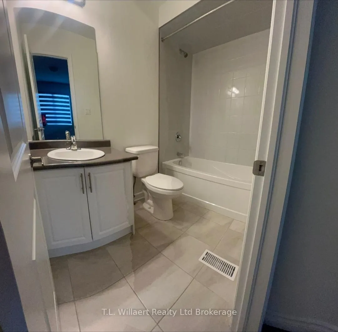 Photo 14 of 58 Seaton Crescent, Tillsonburg — HOMEH