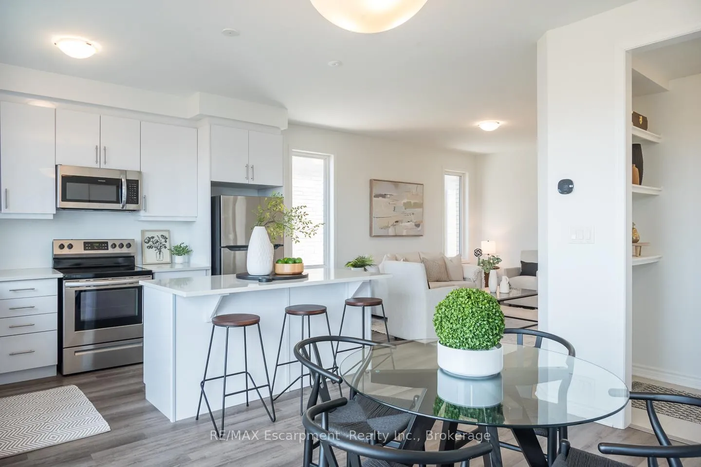 Photo 18 of 483 Gordon Krantz Avenue, Milton, Walker — HOMEH