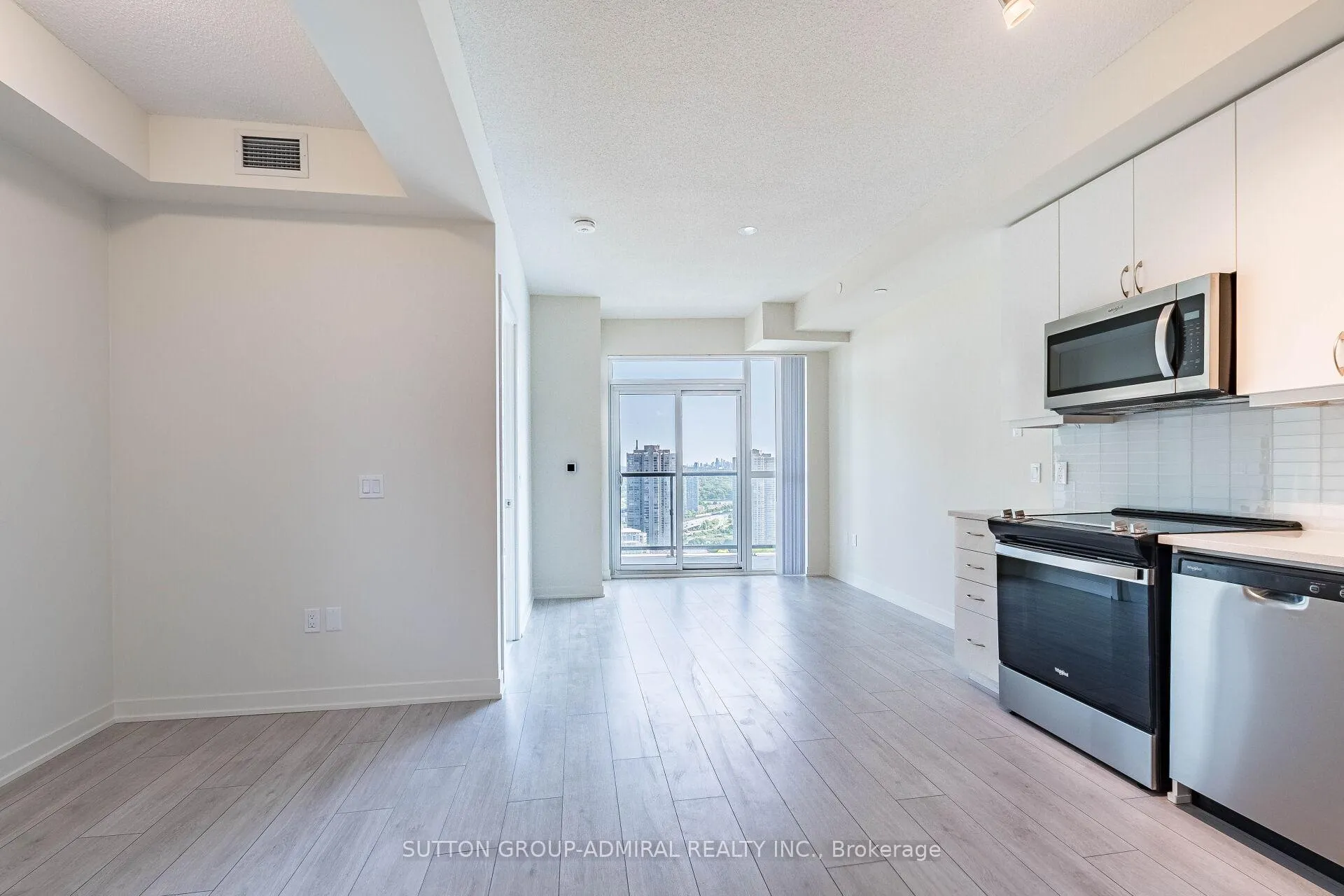 Photo 5 of Unit 4112, 38 Annie Craig Drive, Etobicoke, Mimico — HOMEH