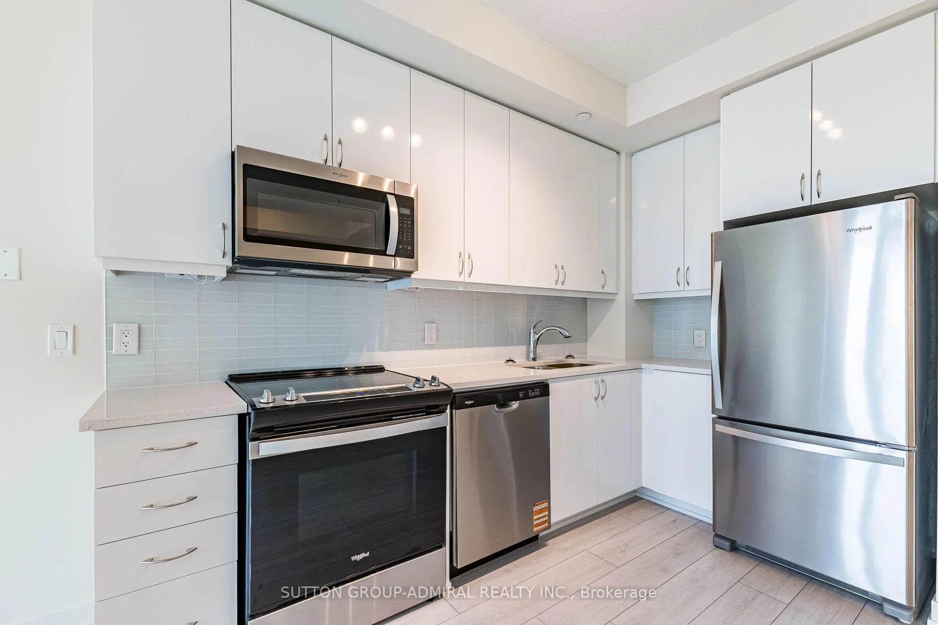Photo 8 of Unit 4112, 38 Annie Craig Drive, Etobicoke, Mimico — HOMEH