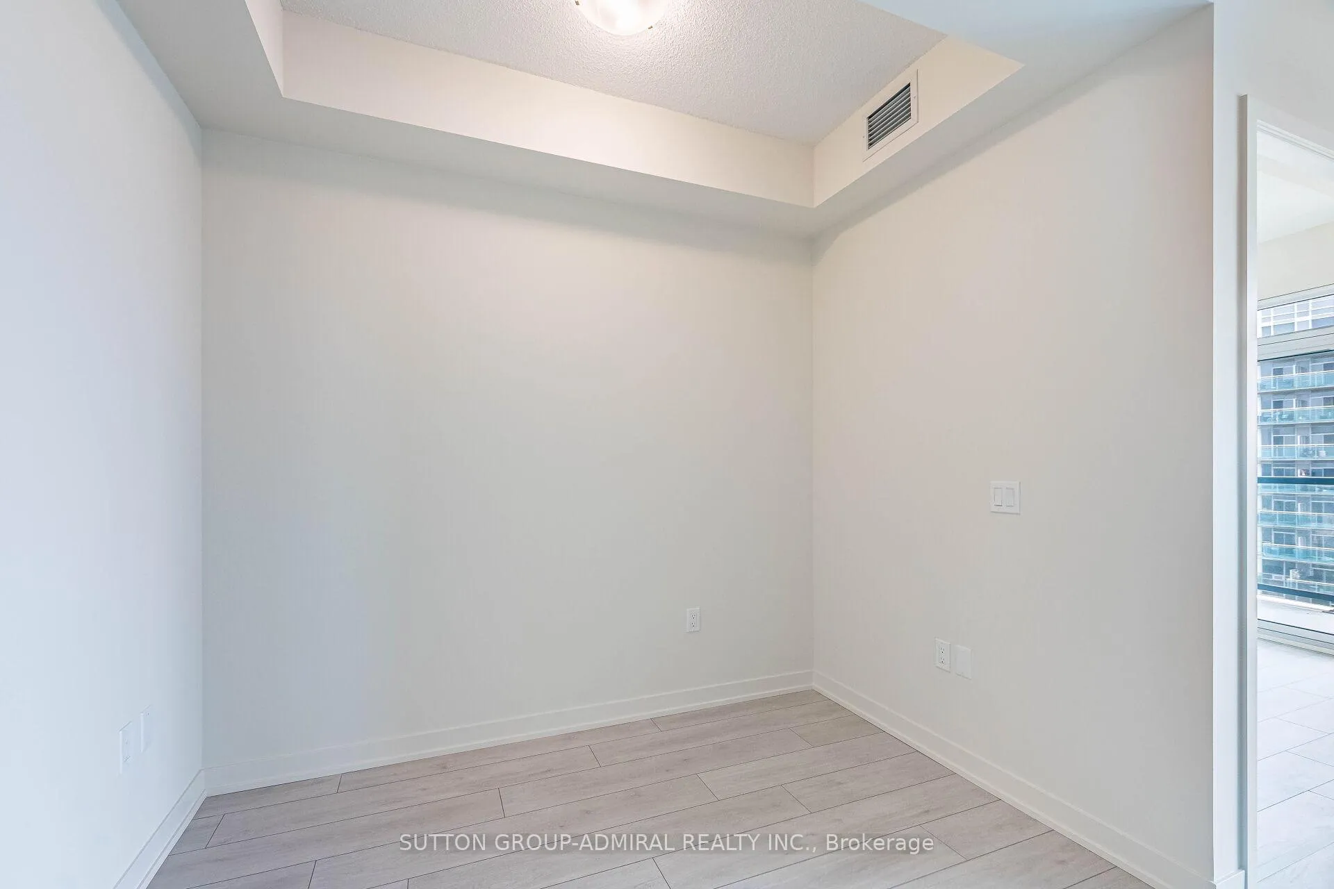 Photo 12 of Unit 4112, 38 Annie Craig Drive, Etobicoke, Mimico — HOMEH