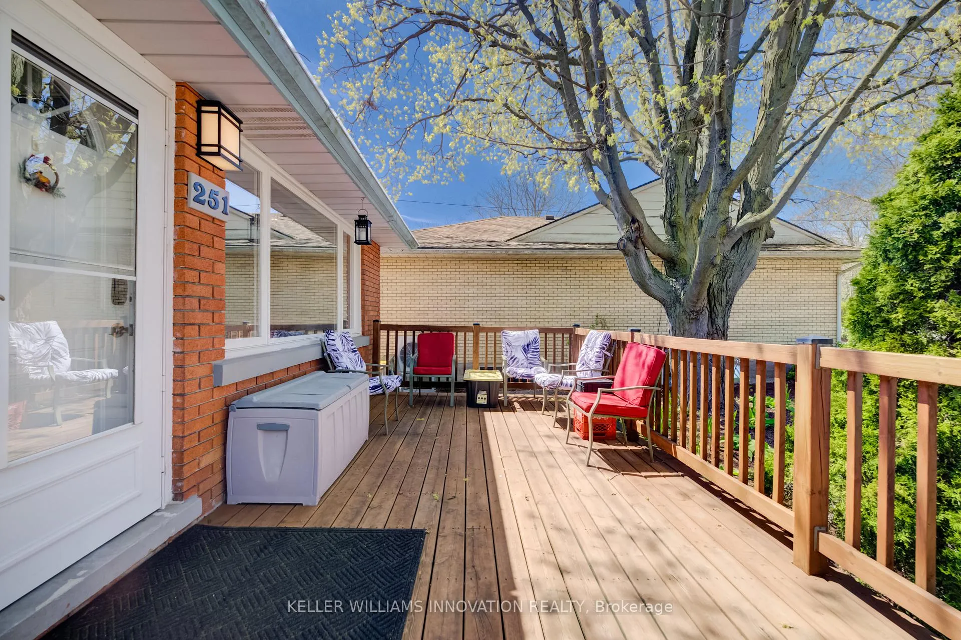Photo 4 of 251 Sheldon Avenue N, Kitchener — HOMEH