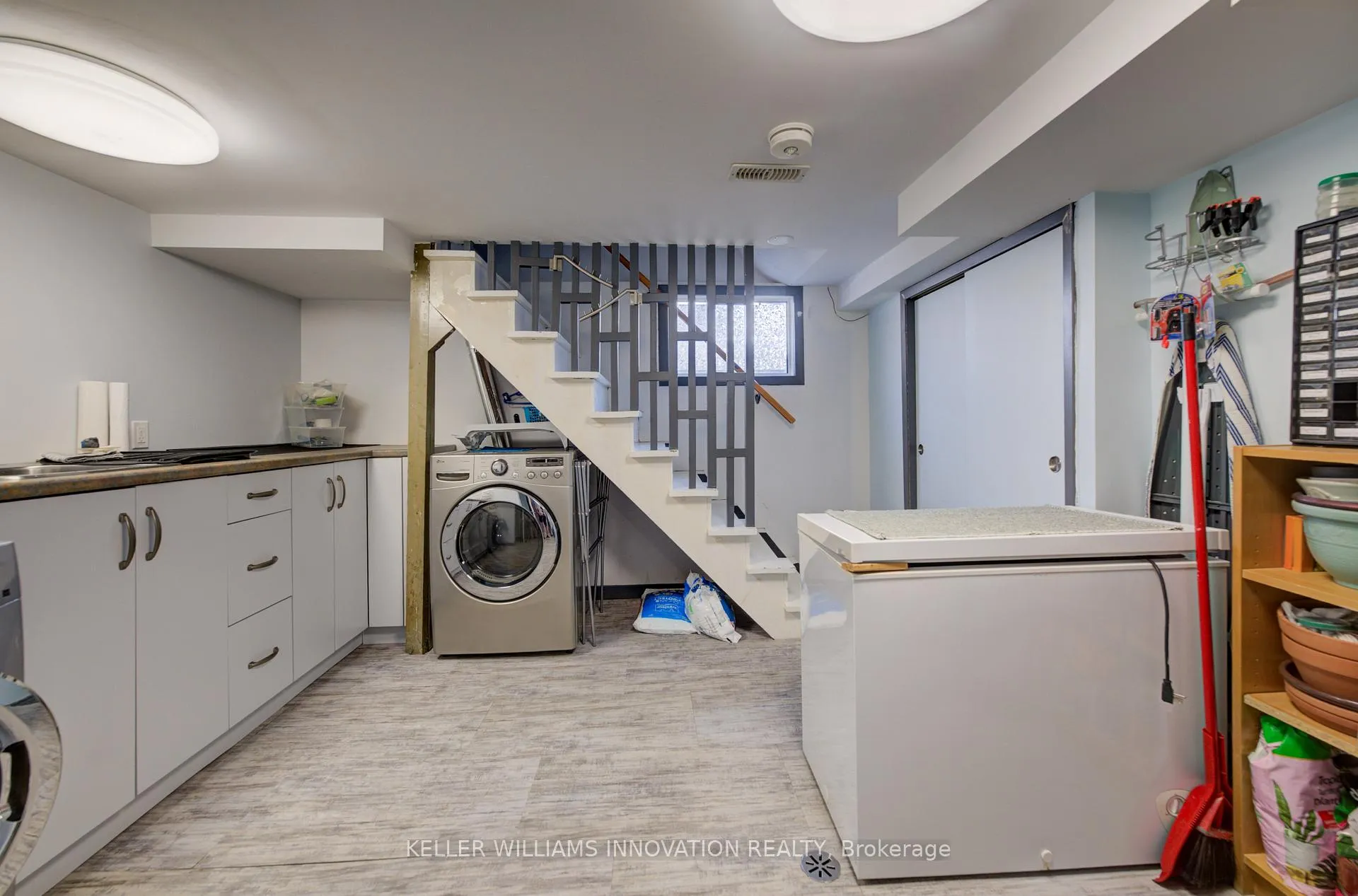 Photo 26 of 251 Sheldon Avenue N, Kitchener — HOMEH