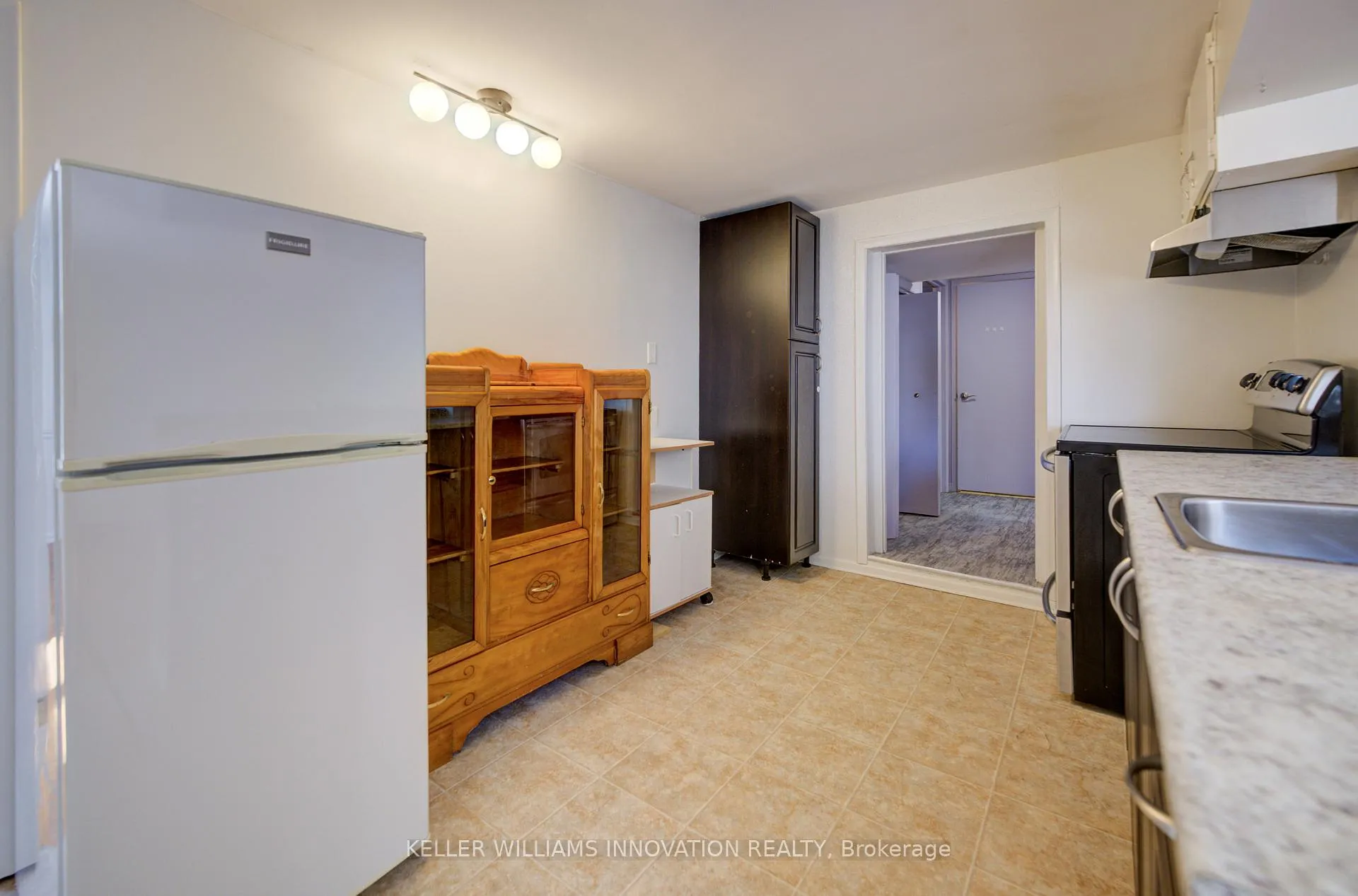 Photo 33 of 251 Sheldon Avenue N, Kitchener — HOMEH