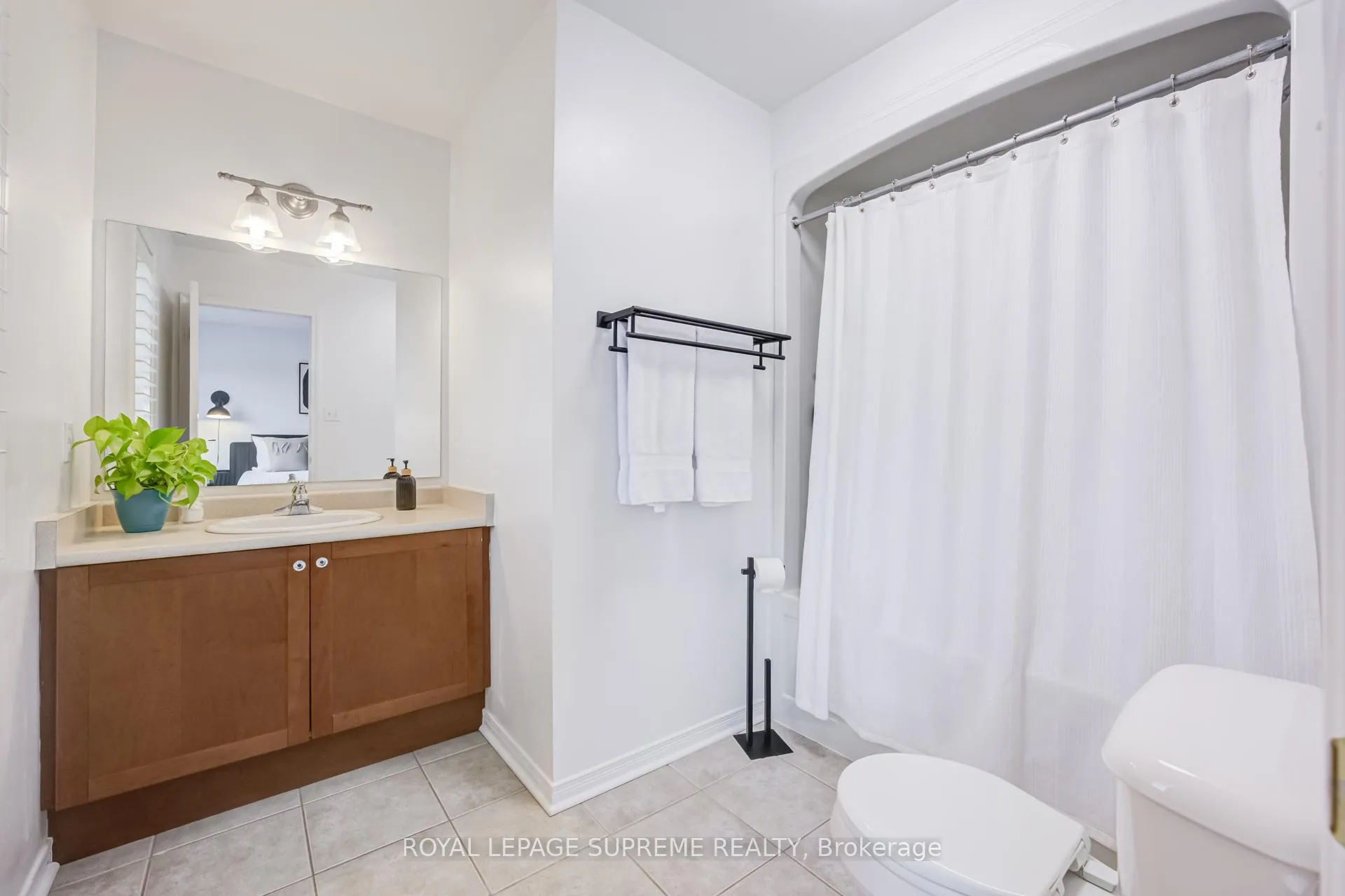 Photo 13 of Unit 79, 1161 Ormond Drive, Oshawa, Samac — HOMEH