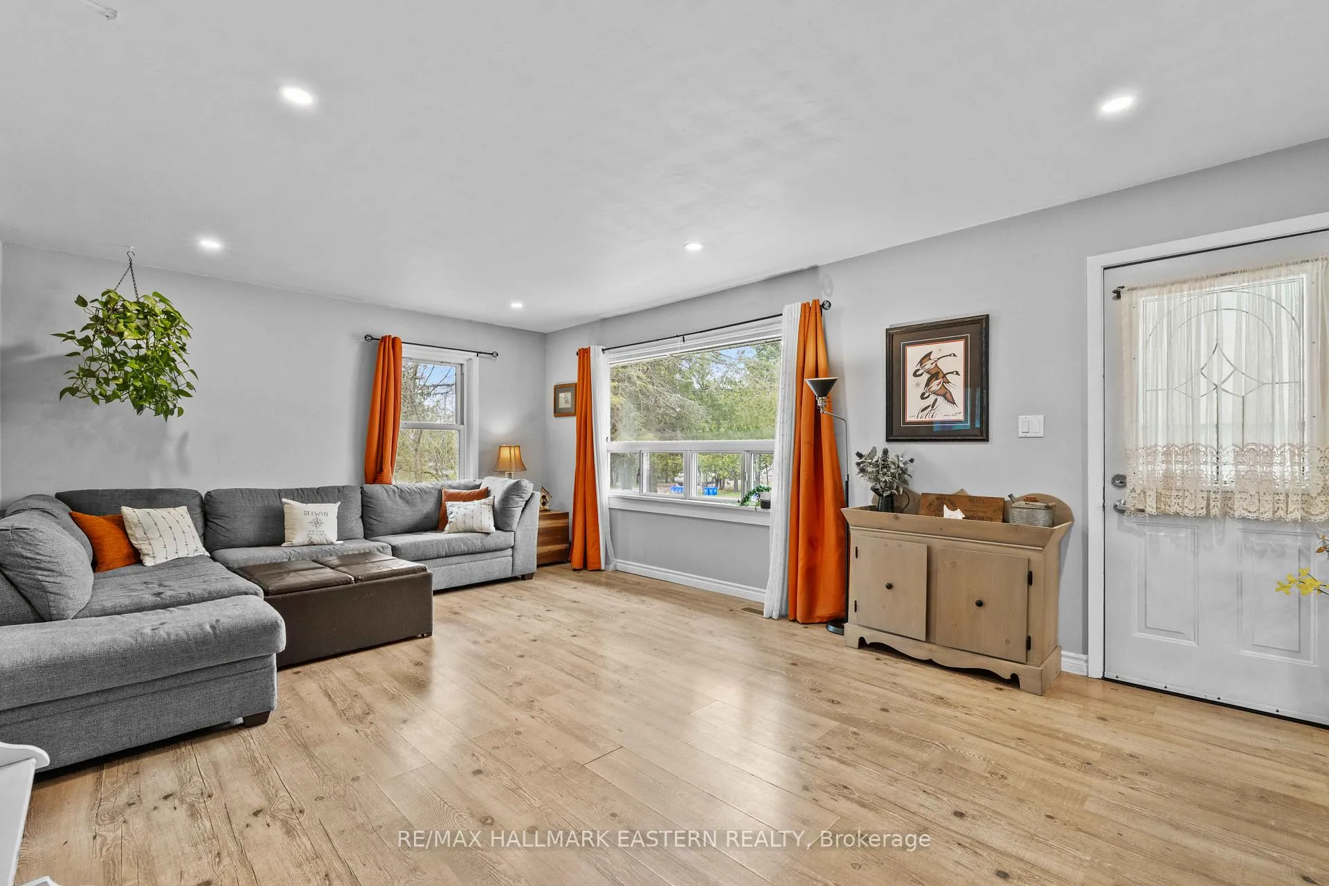 Photo 24 of 1883 Twelth Line E, Selwyn — HOMEH