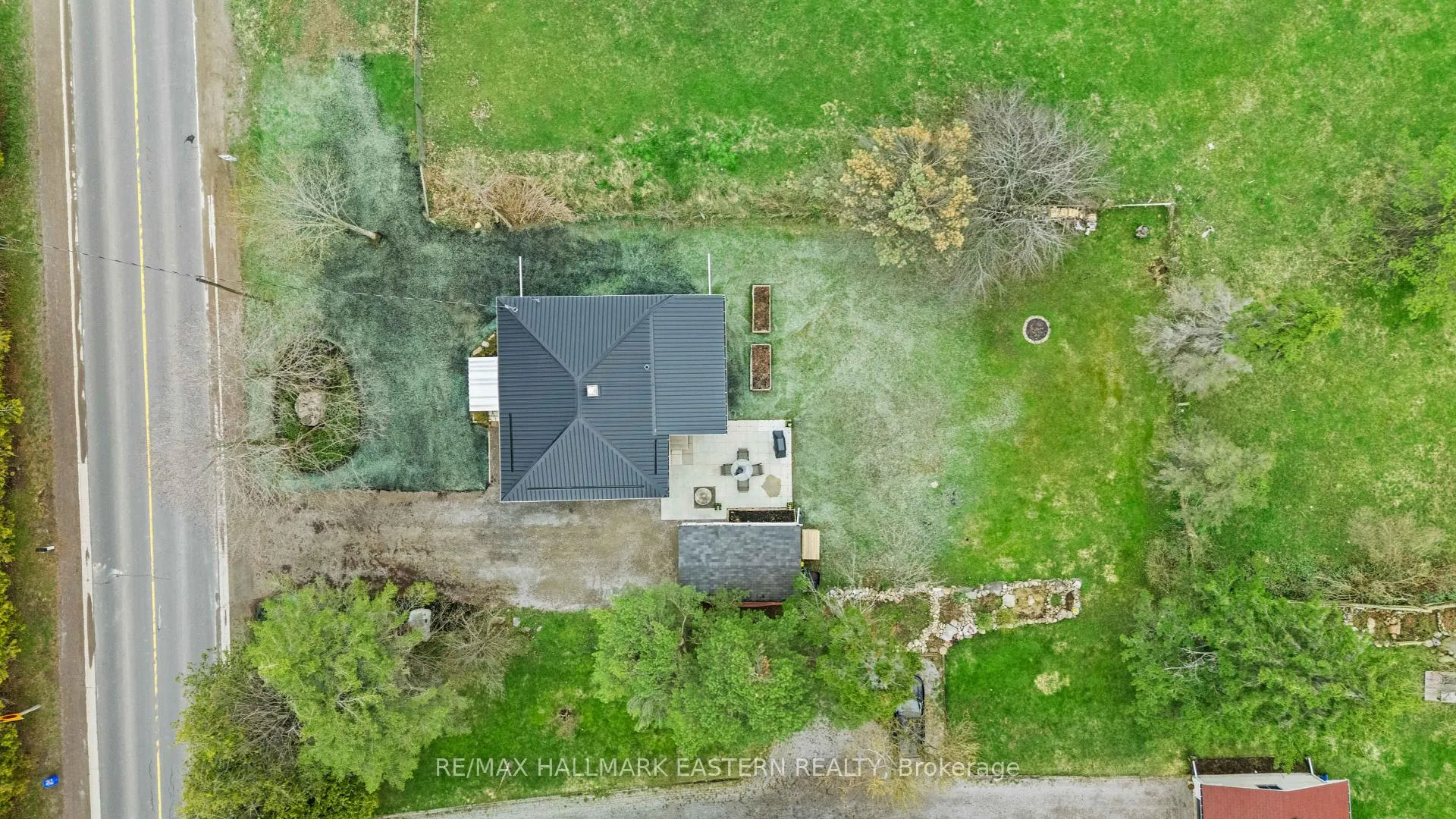 Photo 38 of 1883 Twelth Line E, Selwyn — HOMEH