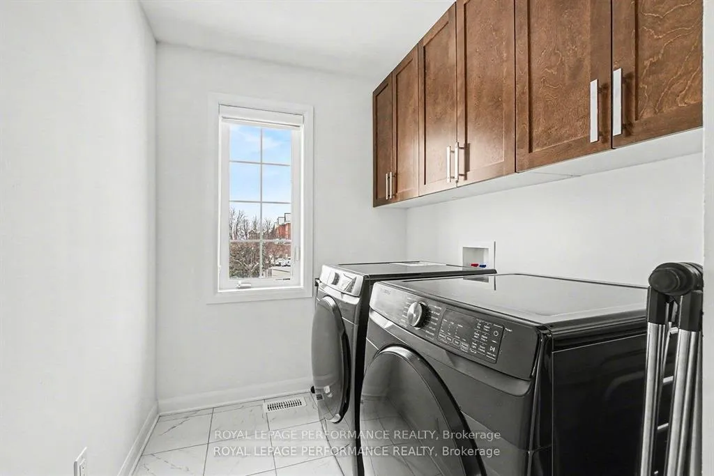 Photo 34 of 372 Aquaview Drive, Ottawa, Avalon East — HOMEH