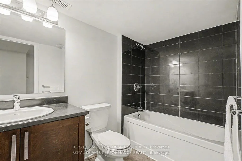 Photo 38 of 372 Aquaview Drive, Ottawa, Avalon East — HOMEH