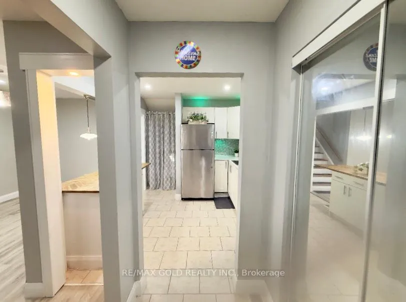Photo 15 of Unit Upper, 156 Mooregate Crescent, Kitchener, Victoria Hills — HOMEH