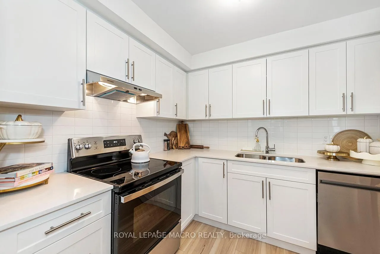 Photo 12 of 56 & 58 Delawana Drive, Hamilton, Riverdale — HOMEH