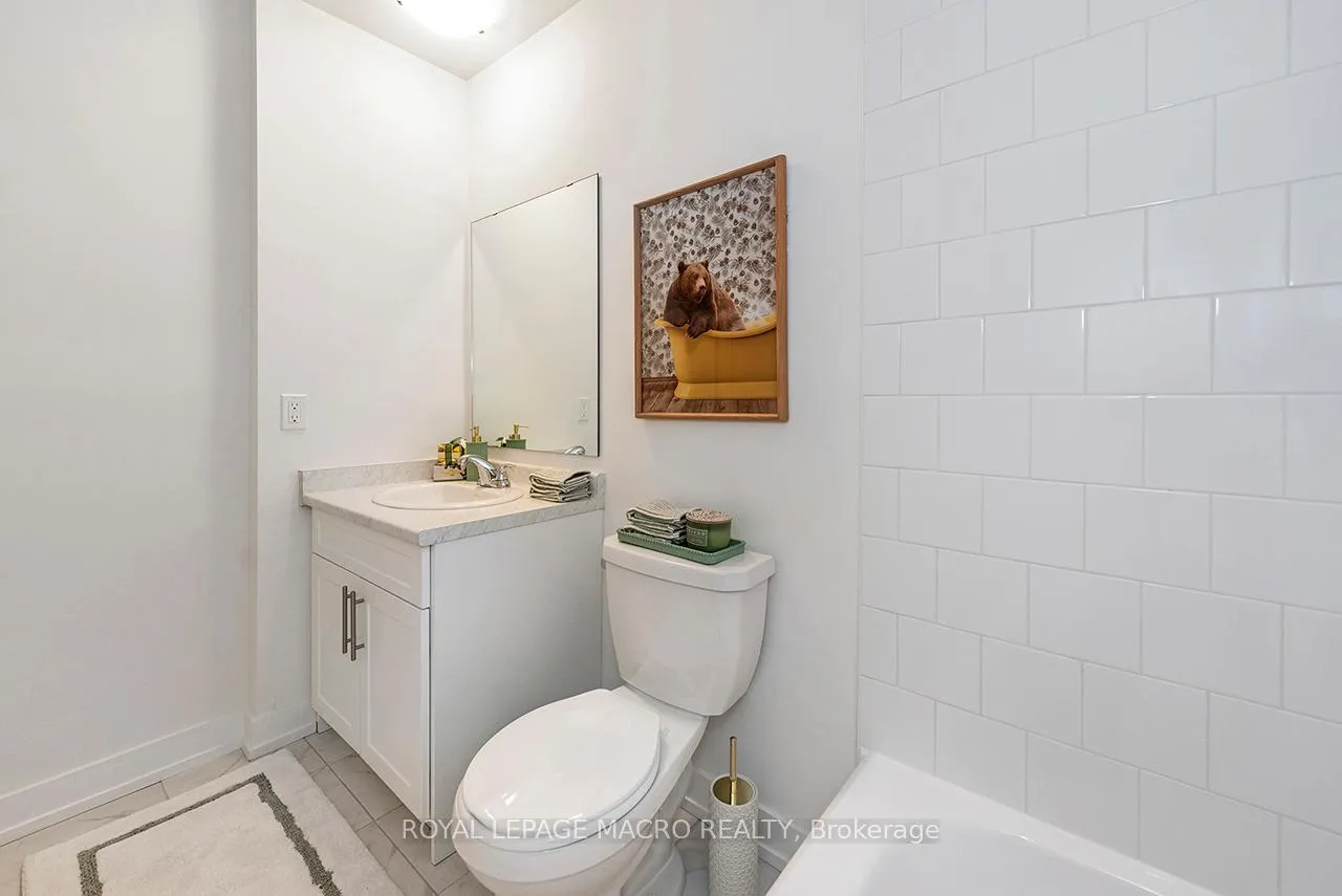 Photo 18 of 56 & 58 Delawana Drive, Hamilton, Riverdale — HOMEH