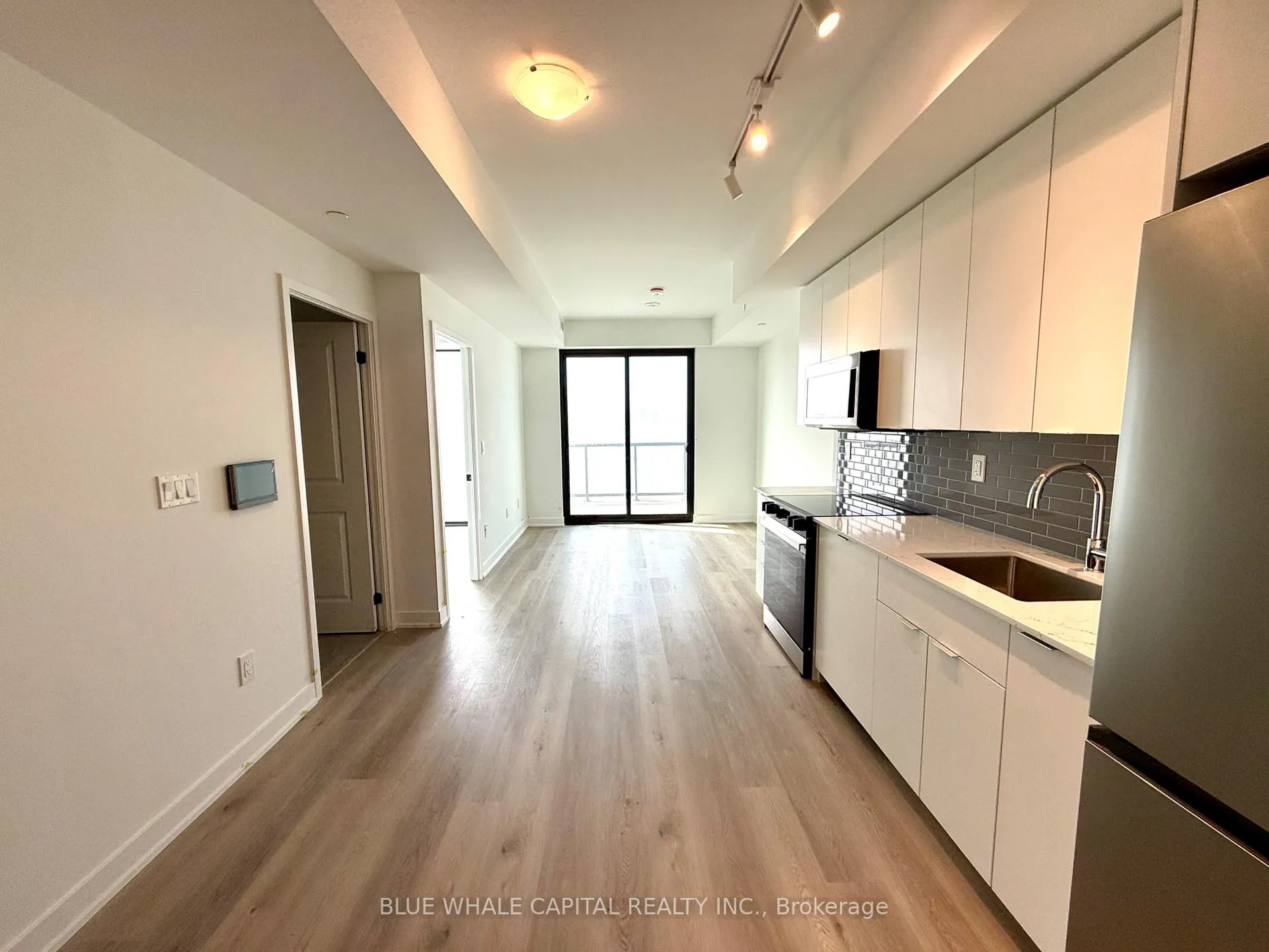 Photo 4 of Unit 1510, 2075 Lakeshore Road, Burlington, Brant — HOMEH