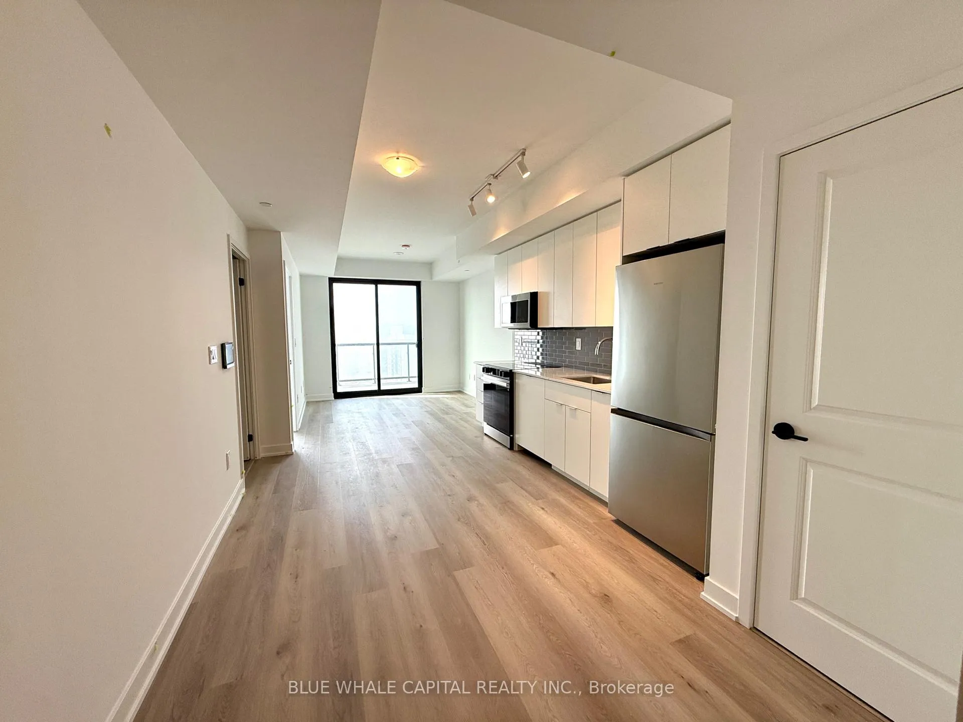 Photo 7 of Unit 1510, 2075 Lakeshore Road, Burlington, Brant — HOMEH