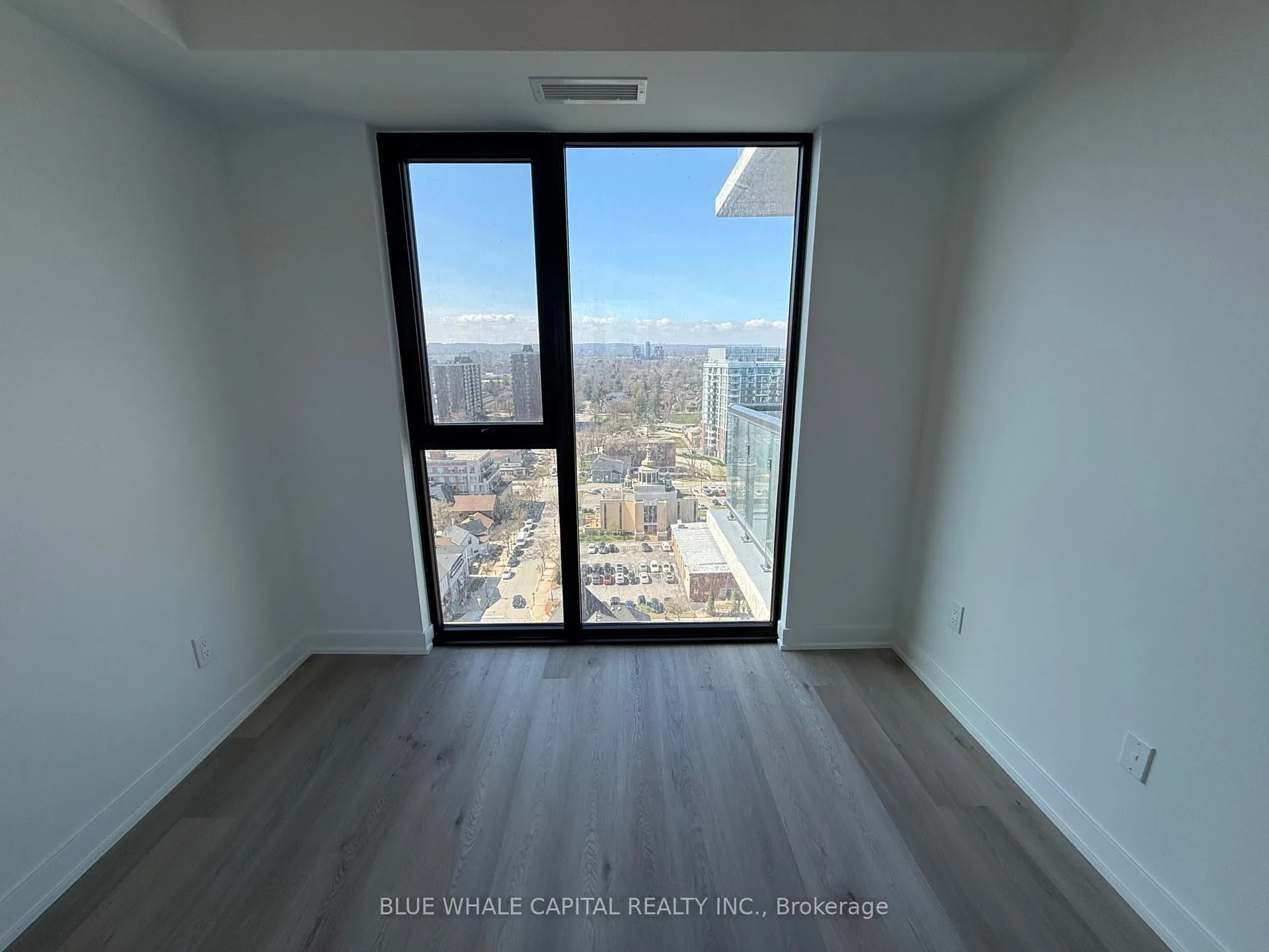 Photo 13 of Unit 1510, 2075 Lakeshore Road, Burlington, Brant — HOMEH